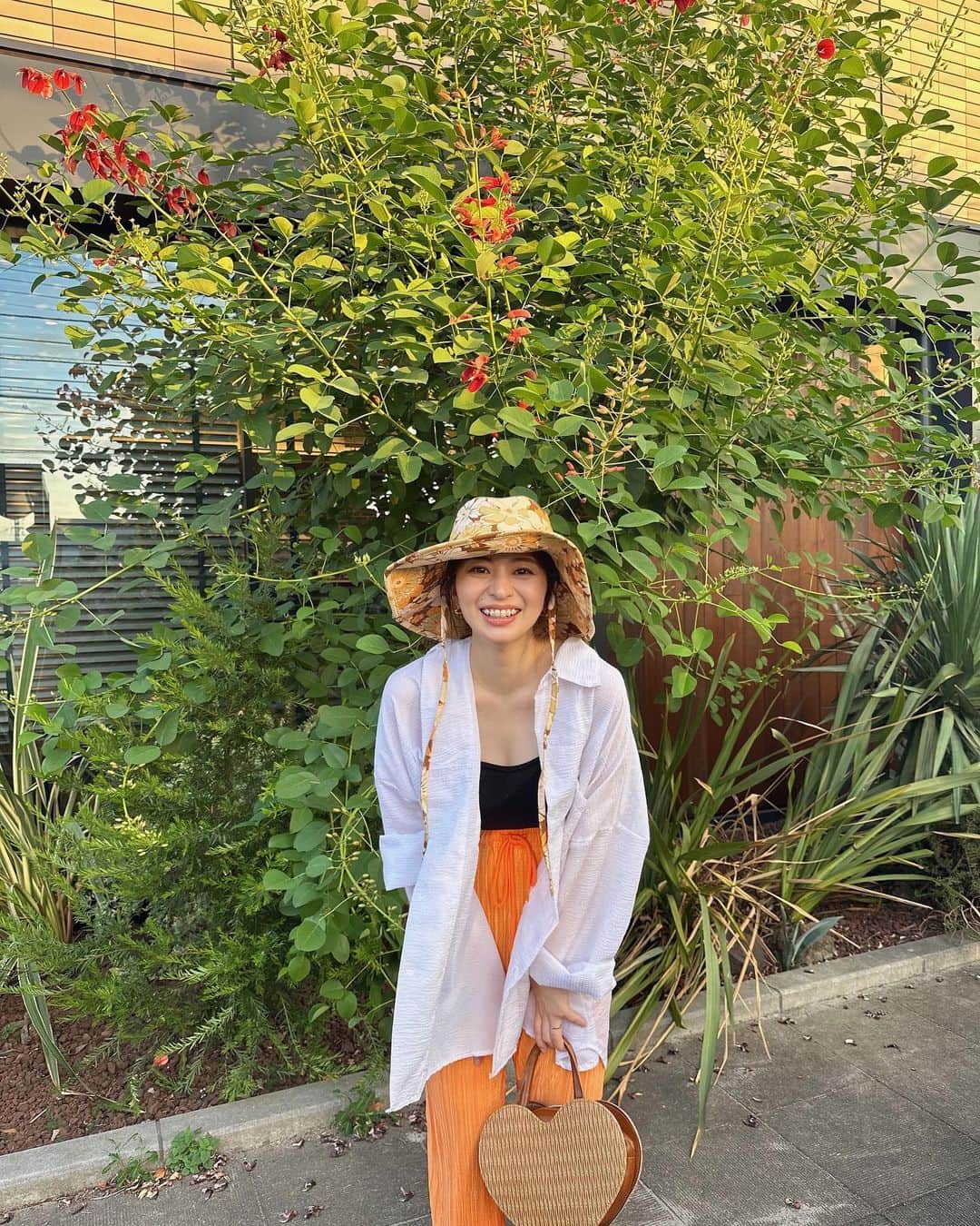 田中優衣さんのインスタグラム写真 - (田中優衣Instagram)「派手派手だった日。 久しぶりに オレンジ多めで ⚽️応援へ🍊  もうすぐスタバで🍉でるね。 飲んでしまおうかなぁ〜🙄」8月7日 18時48分 - heisei_8nen