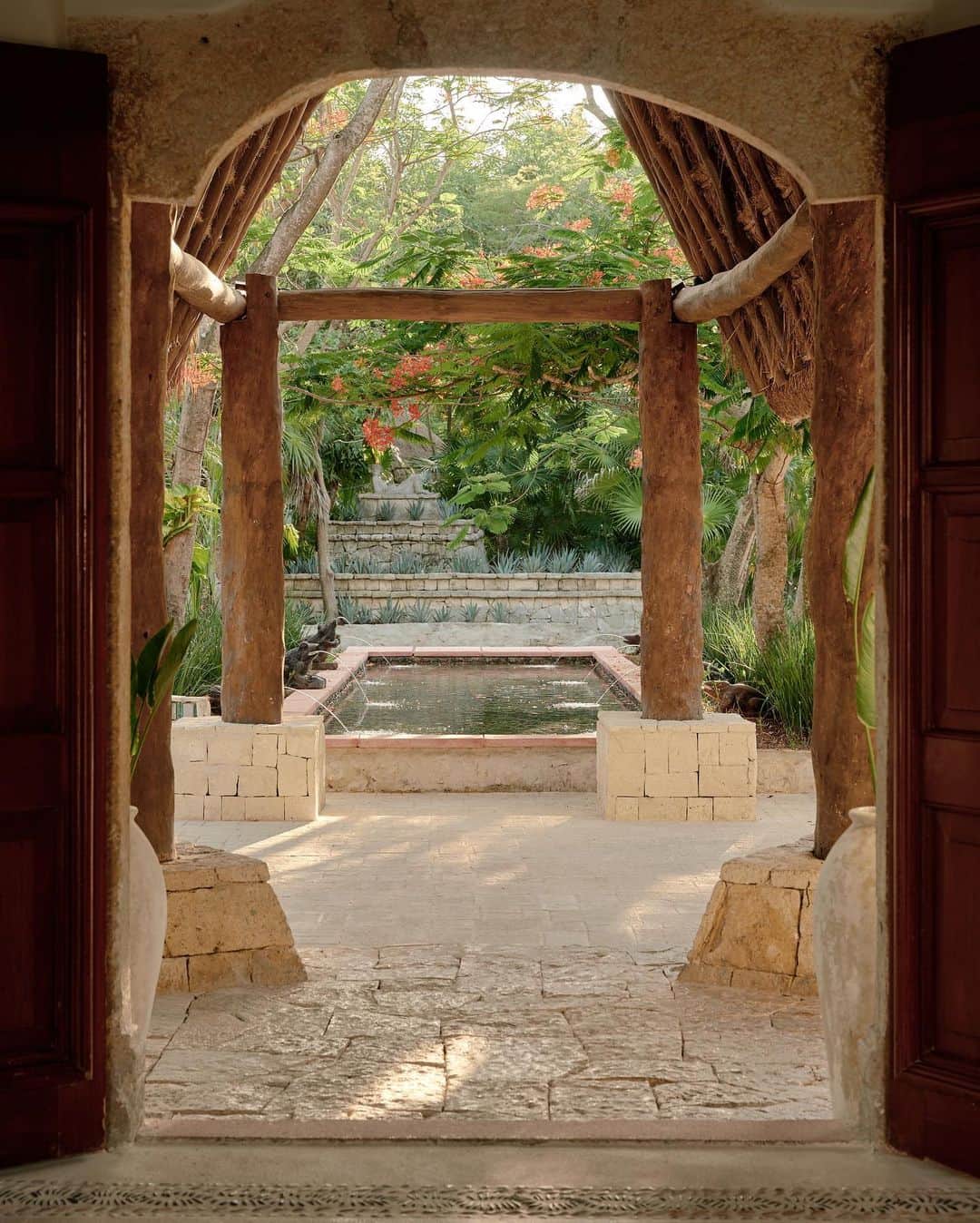 LVMHさんのインスタグラム写真 - (LVMHInstagram)「Between the jungle and the wide open sea, experience the new pulse of @belmondmaroma. ​ ​ Hidden away in the untouched and mysterious heart of the Riviera Maya, a secret haven like no other awaits.  Carefully reimagined with Mayan design, traditions, and culture at the forefront, the reborn icon is now open.  Discover a fresh vision of an enduring legend, and a place to feel more alive than ever before. ​ ​ #LVMH​ #TheArtOfBelmond​ #RivieraMaya​ #Mexico」8月7日 19時14分 - lvmh