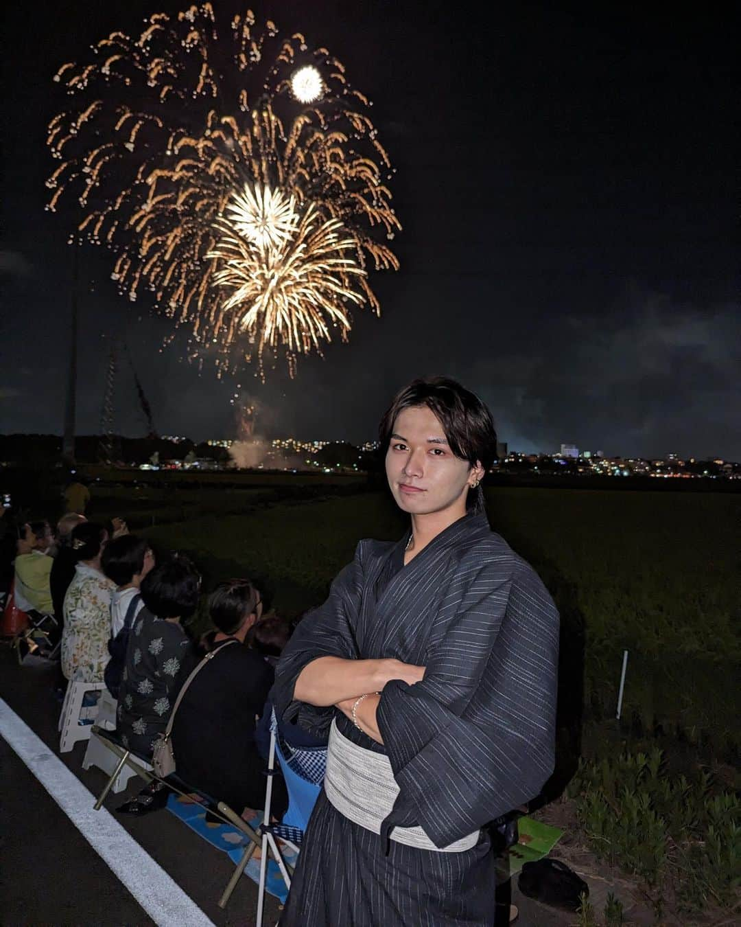 中里真哉斗さんのインスタグラム写真 - (中里真哉斗Instagram)「Fireworks so beautiful🫶🫶 ・ ・ ・ ・ ・ ・ ・ ・ ・ ・ ・ ・ ・ ・ ・ #fashion #03 #fyp #foryou  #Japan #Japanlife #Japanese #Japaneseboy #lifestyle #Tokyo #tokyolife #outfit#ootd#street#memories #workout  #summerfestival  #fireworks」8月7日 19時15分 - myt_002