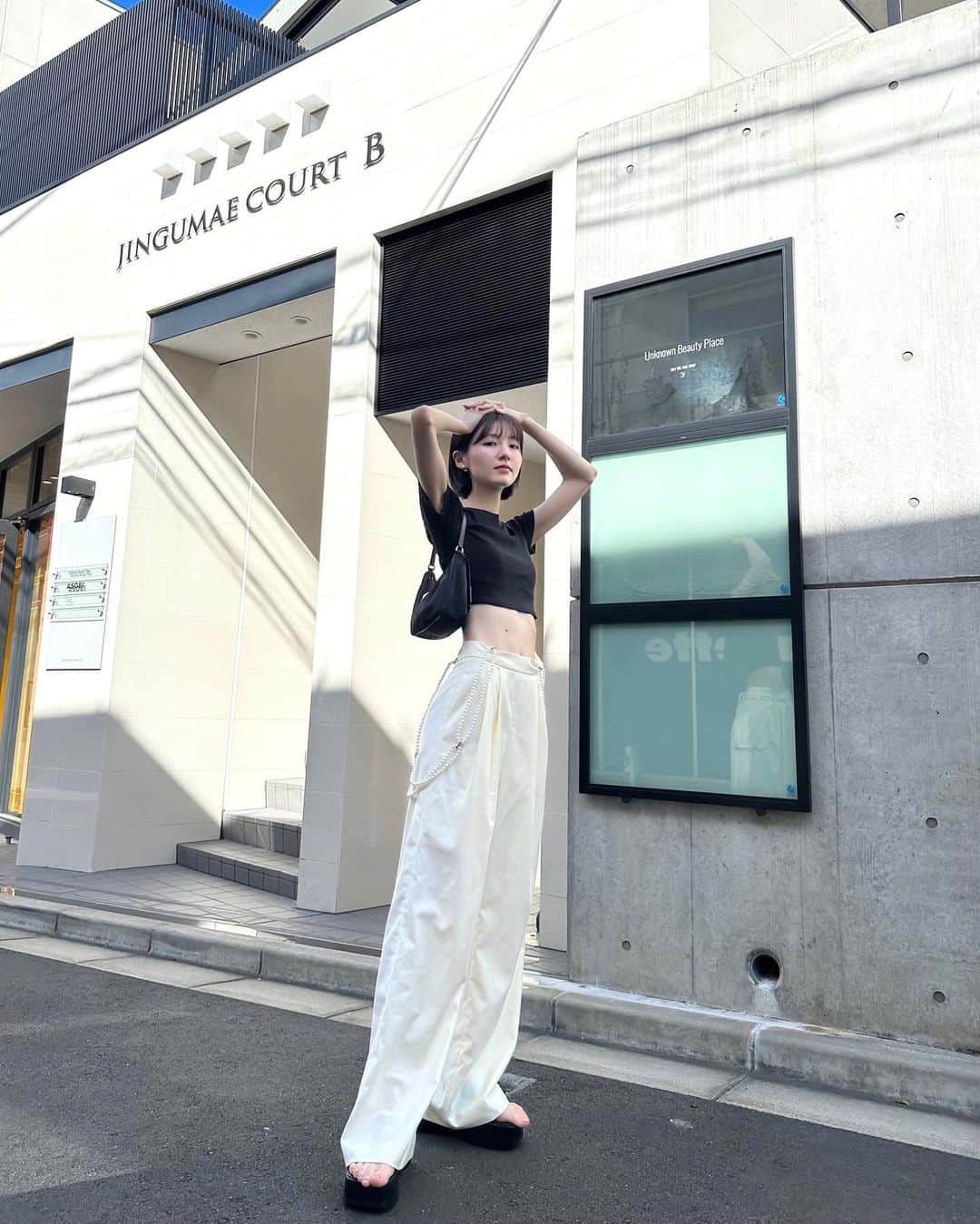 のインスタグラム：「code 🩶🩶🩶」
