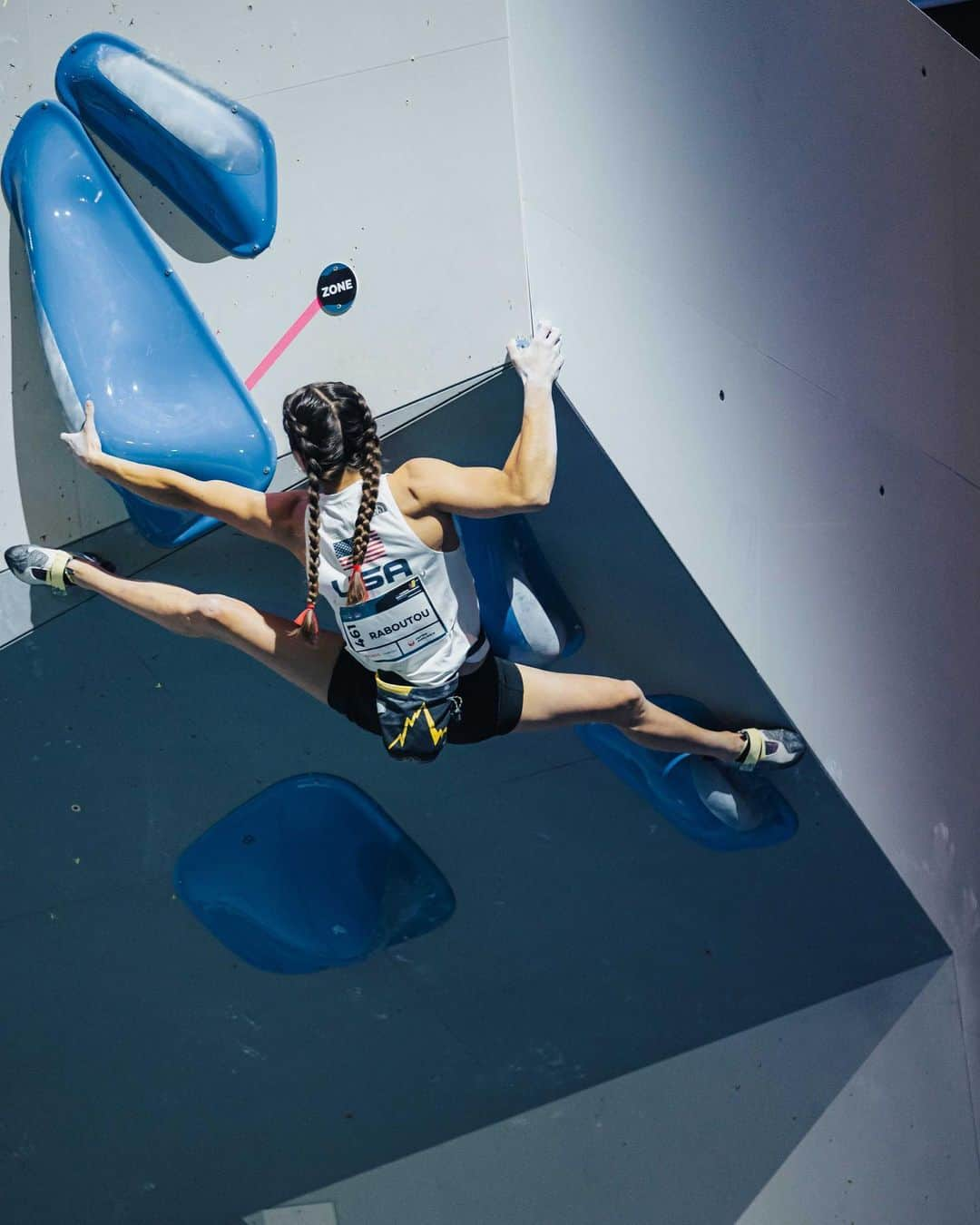 ブルック・ラバウトゥーさんのインスタグラム写真 - (ブルック・ラバウトゥーInstagram)「Boulder World Champion bronze medalist 🥉🤩 • An electrifying night. The final round was full of ups and downs but in the end it was enough to stand on the podium with these incredible girls @janja_garnbret @oriane_bertone . True inspirations and role models, I’m proud of what we can achieve together. Thank you for all the support and making my smile so big. It’s been one hell of a week so far, but I still have fire in my eyes and so much left to give  ❤️‍🔥🫶 • 📸 @lenadrapella @ifsclimbing @gajdaphotography」8月7日 19時21分 - brookeraboutou