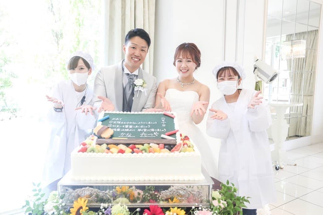 福井結婚式 福井結婚式場さんのインスタグラム写真 - (福井結婚式 福井結婚式場Instagram)「. 学校をテーマにしたお2人らしさたっぷりのウェディング🏫💍 学生時代に戻ったような懐かしい演出の数々にゲストの皆様も大盛り上がりでした✨  2人一緒ならこれから先もずっと毎日が青春の1ページです  ---------------------------------------------  #ララシャンス#ララシャンスベルアミー#lalachance#ブライダル#ウエディングニュース#ララ嫁#福井 #福井結婚式 #結婚式準備#卒花 #卒花嫁 #花嫁準備#ゼクシィ#式場探し#ブライダルフェア#結婚式レポ#wedding#weddingdress#前撮り#前撮りフォト#前撮りヘア#前撮りレポ#ウェディングドレス #ウェディングヘア #ウェディングフォト #ロケーションフォト#プレ花嫁#学校ウェディング #オリジナルウェディング #ウェディングアイデア」8月7日 11時06分 - lalachance_belami_fukui