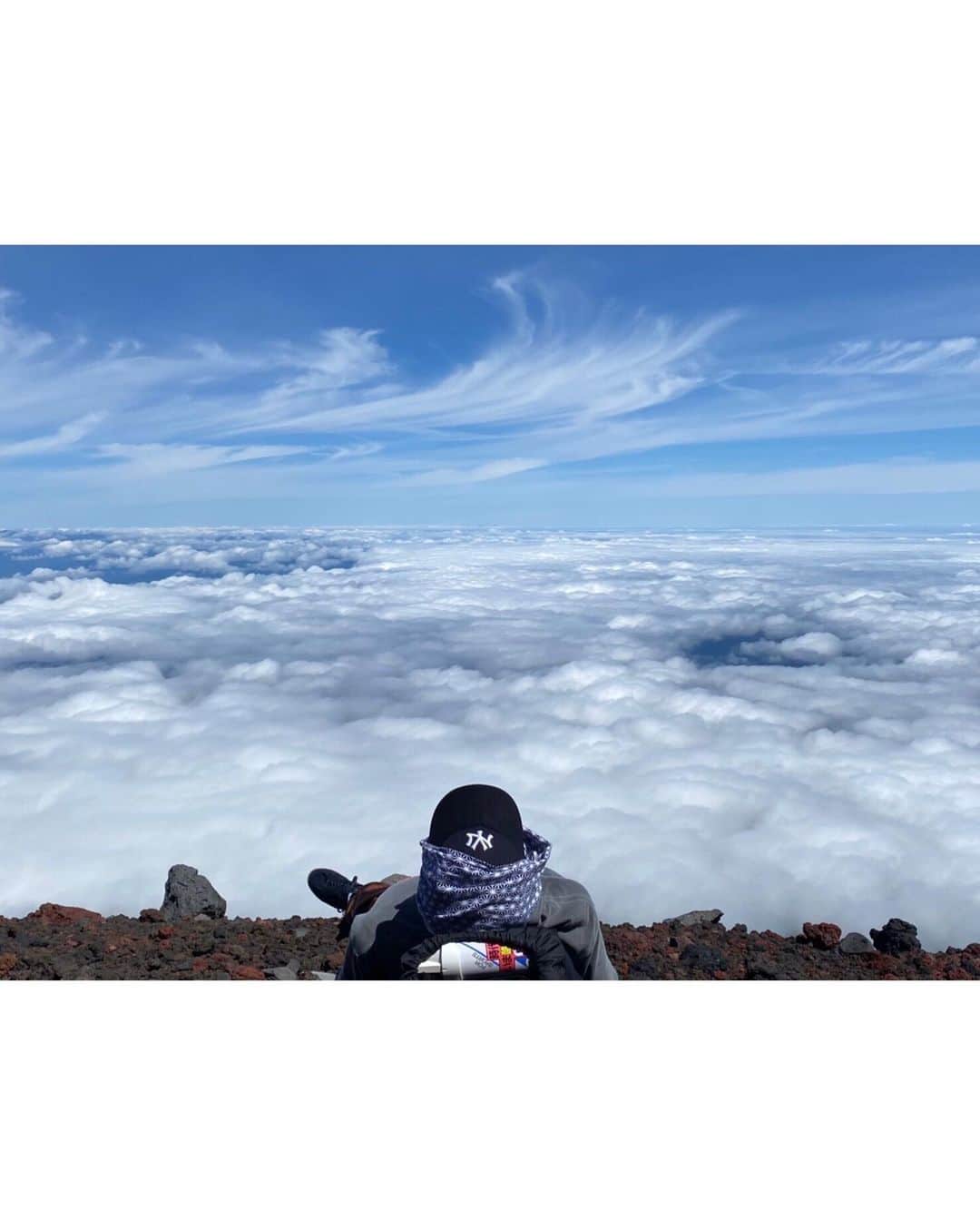 小野原聡のインスタグラム：「🌐」