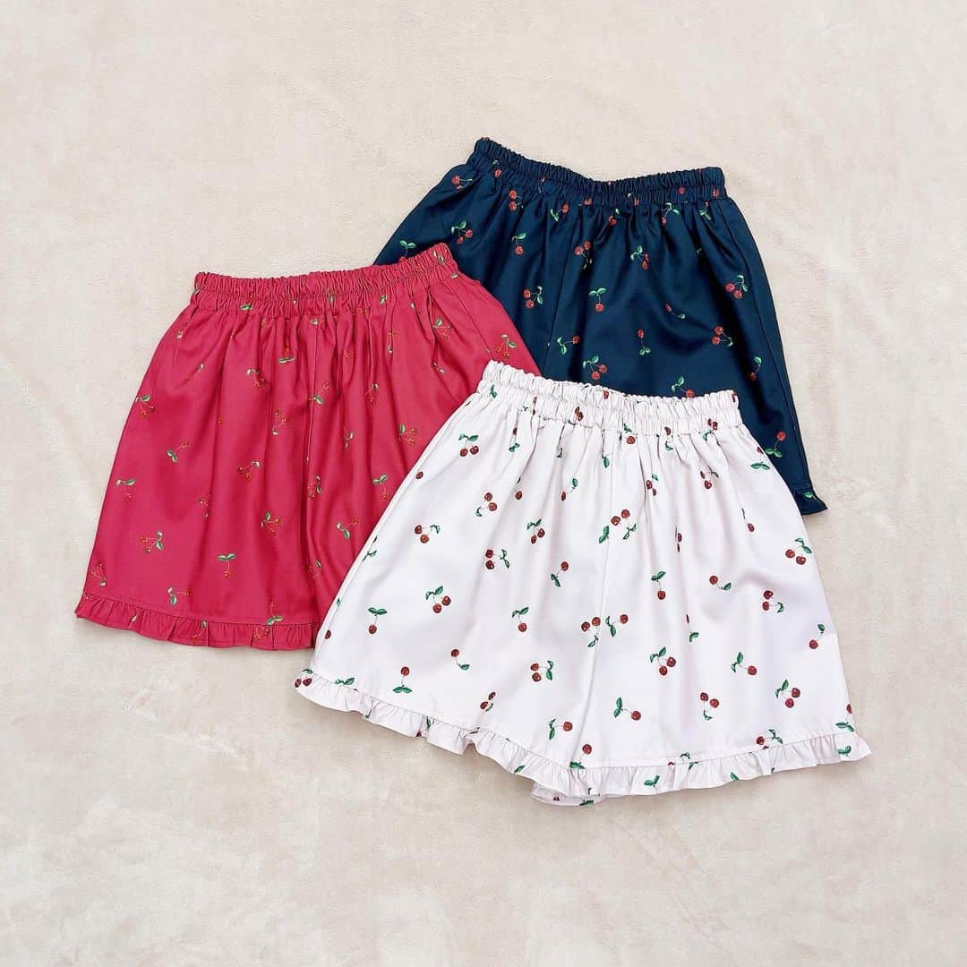 Ank Rougeさんのインスタグラム写真 - (Ank RougeInstagram)「【 🎀 New arrival 🎀 】  ♡ チェリーセットアップ  Ank Rouge店舗今週入荷🍒」8月7日 11時44分 - ankrouge_official