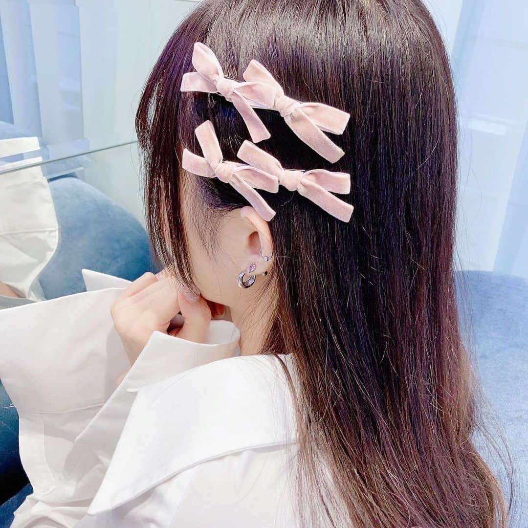 lilLillyさんのインスタグラム写真 - (lilLillyInstagram)「Re arrival & New color  ダブルリボンヘアクリップ color WHITE/BLACK/PINK【原宿路面店限定カラー】 size FREE ¥2,500+tax  #lilLilly #lilLillytokyo #lilLillyharajuku」8月7日 12時01分 - lillilly_official