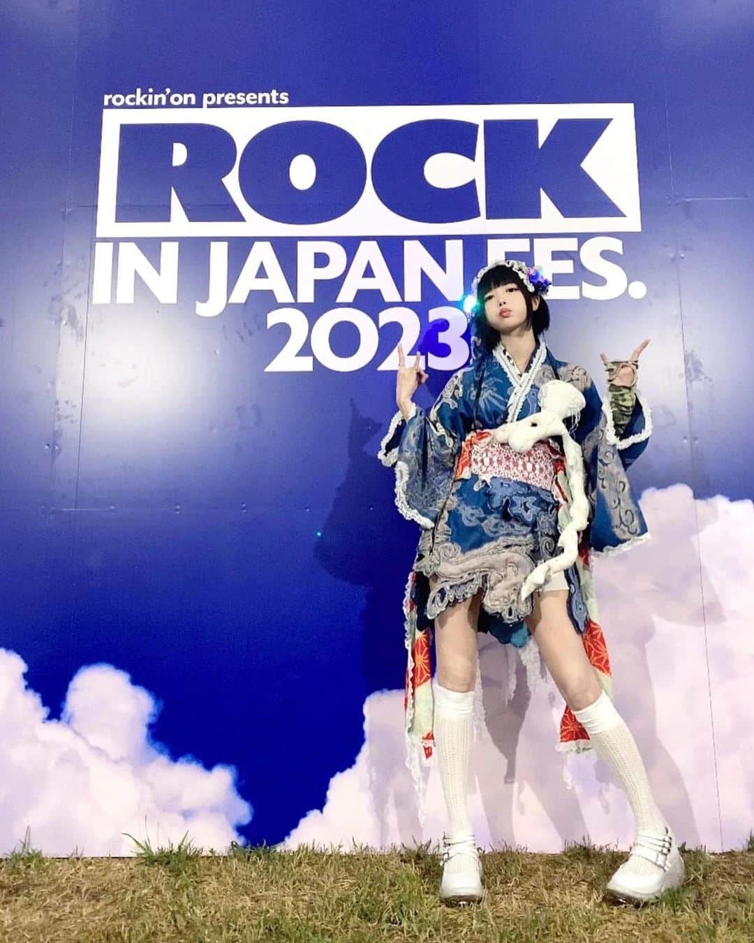 あのちゃんのインスタグラム：「ROCK IN JAPAN FESTIVAL 2023   衣装」