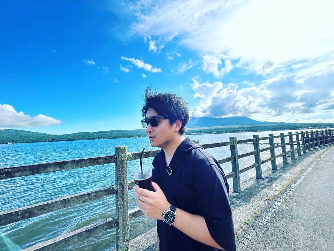 藤井弘輝(ふじいこうき) のインスタグラム：「ちょっと避暑しました。  #妻撮影 #エモい写真が撮れた #と喜んでいました #多分エモいという言葉を #使いたかったんだと思います」
