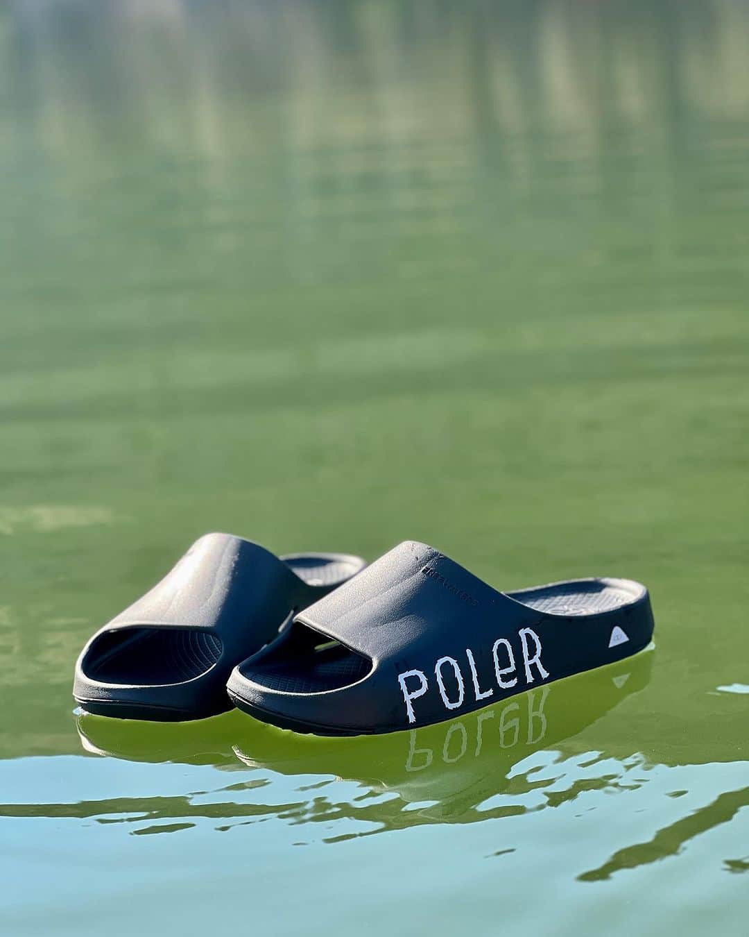 Poler Outdoor Stuffのインスタグラム：「Like a beer koozie for your feet! Don’t sleep on our @freewaters_footwear collabo slides, cause they goin’ fast! Hit poler.com to grab a pair.」