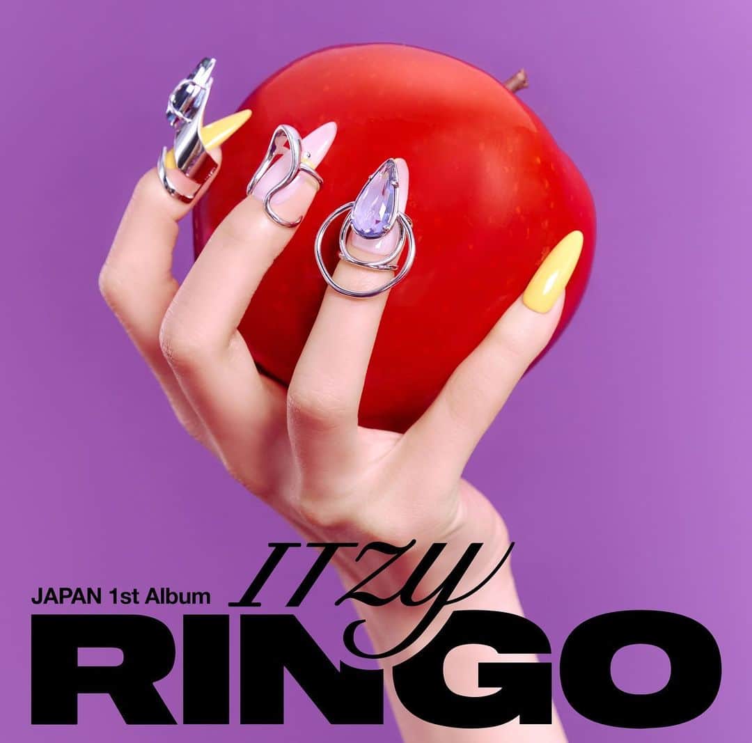 ITZYさんのインスタグラム写真 - (ITZYInstagram)「. ITZY JAPAN 1st Album 『RINGO』 2023.10.18(wed) Release   Limited Edition A  Limited Edition B Standard Edition   https://itzyjapan.com/feature/ringo  #ITZY #MIDZY #RINGO #ITZY_RINGO」8月7日 13時07分 - itzyofficial_jp