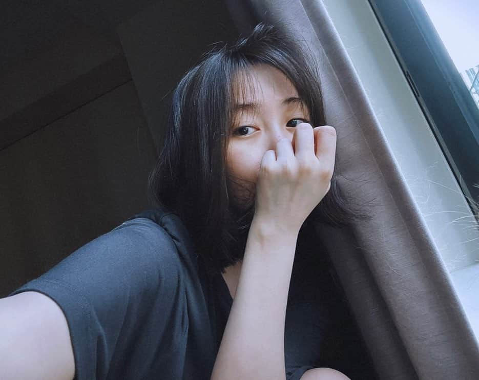 鷲尾伶菜さんのインスタグラム写真 - (鷲尾伶菜Instagram)「アルバムレコーディング、順調に進んでいます。 今日も頑張ります🫶🏻」8月7日 13時47分 - reina.washio.official