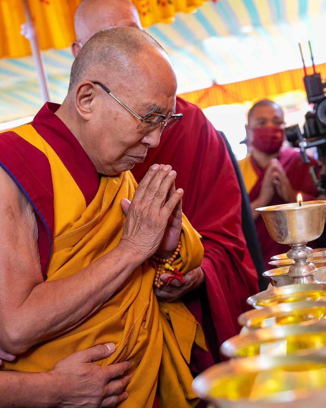 ダライ・ラマ14世さんのインスタグラム写真 - (ダライ・ラマ14世Instagram)「Golden Jubilee cum Lamdon Yarchos Chenmo at the Lamdon Model Senior Secondary School in Leh, Ladakh, India on August 7, 2023. Photos by Tenzin Choejor/OHHDL #dalailama #lamdonschool #leh #ladakh #goldenjubilee」8月7日 19時44分 - dalailama