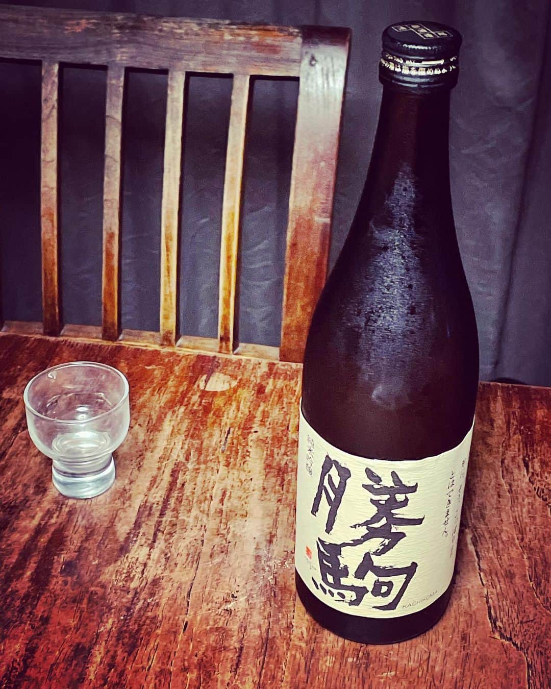 土橋安騎夫のインスタグラム：「今宵は…コチラで！🍶」