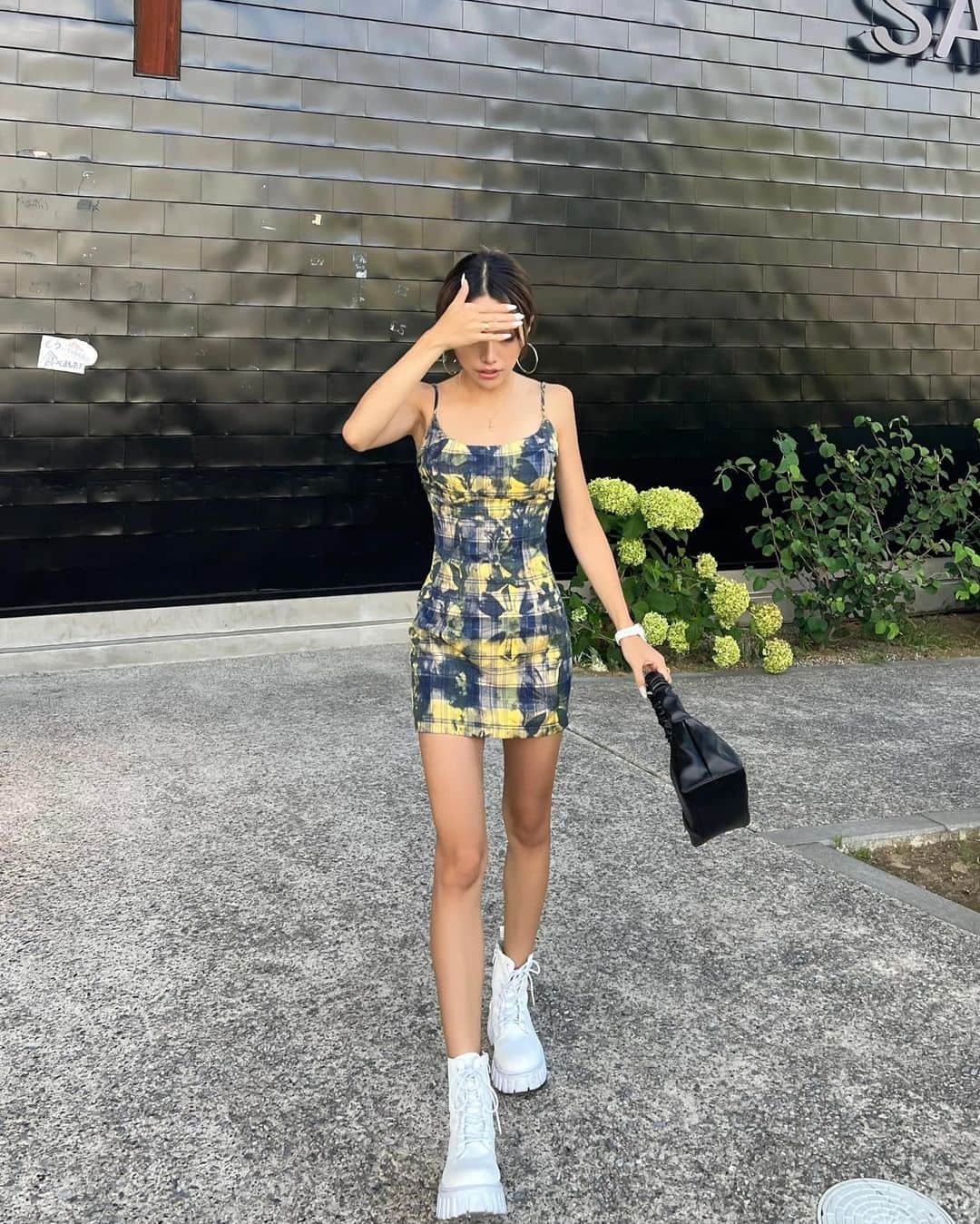RINAのインスタグラム：「🟡🌻💛」
