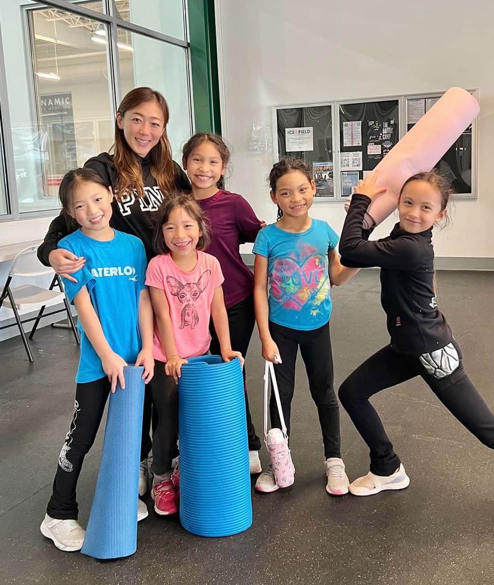 村主章枝さんのインスタグラム写真 - (村主章枝Instagram)「My summer with my little skaters⛸👍🏻 #figureskating」8月7日 15時22分 - fumie.suguri