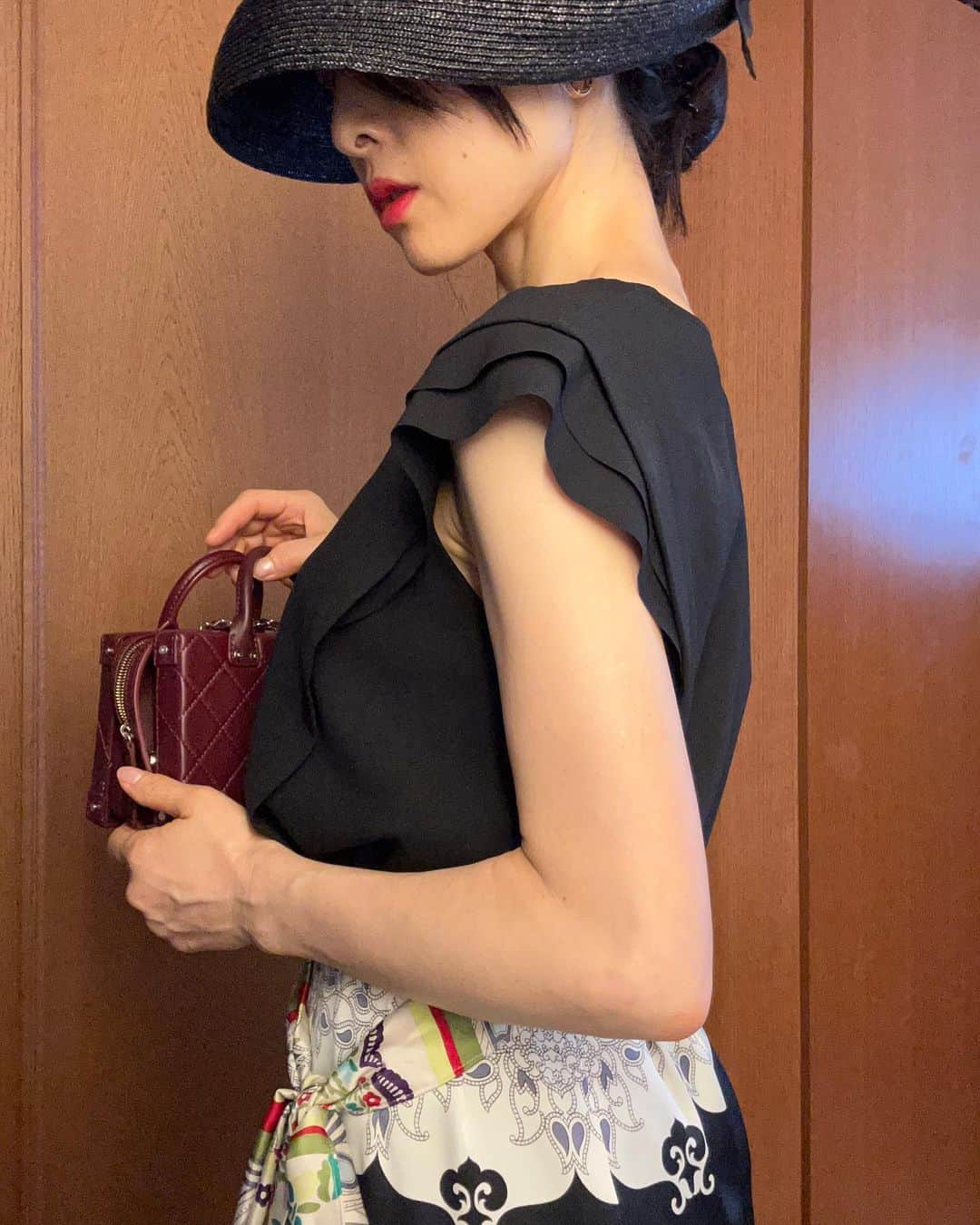 中岡由佳さんのインスタグラム写真 - (中岡由佳Instagram)「❇︎ クラシックな帽子と赤い口紅💄 #Classic #fashion」8月7日 15時24分 - yuka_nakaoka