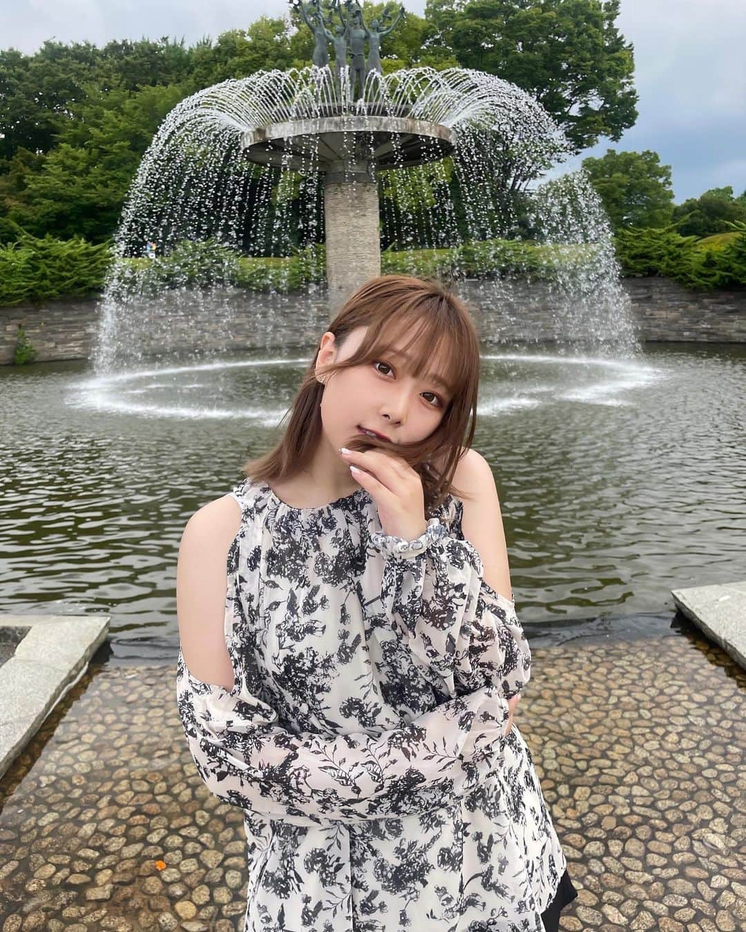 益田愛里沙さんのインスタグラム写真 - (益田愛里沙Instagram)「噴水おおきかった、」8月7日 16時26分 - 24_arisa
