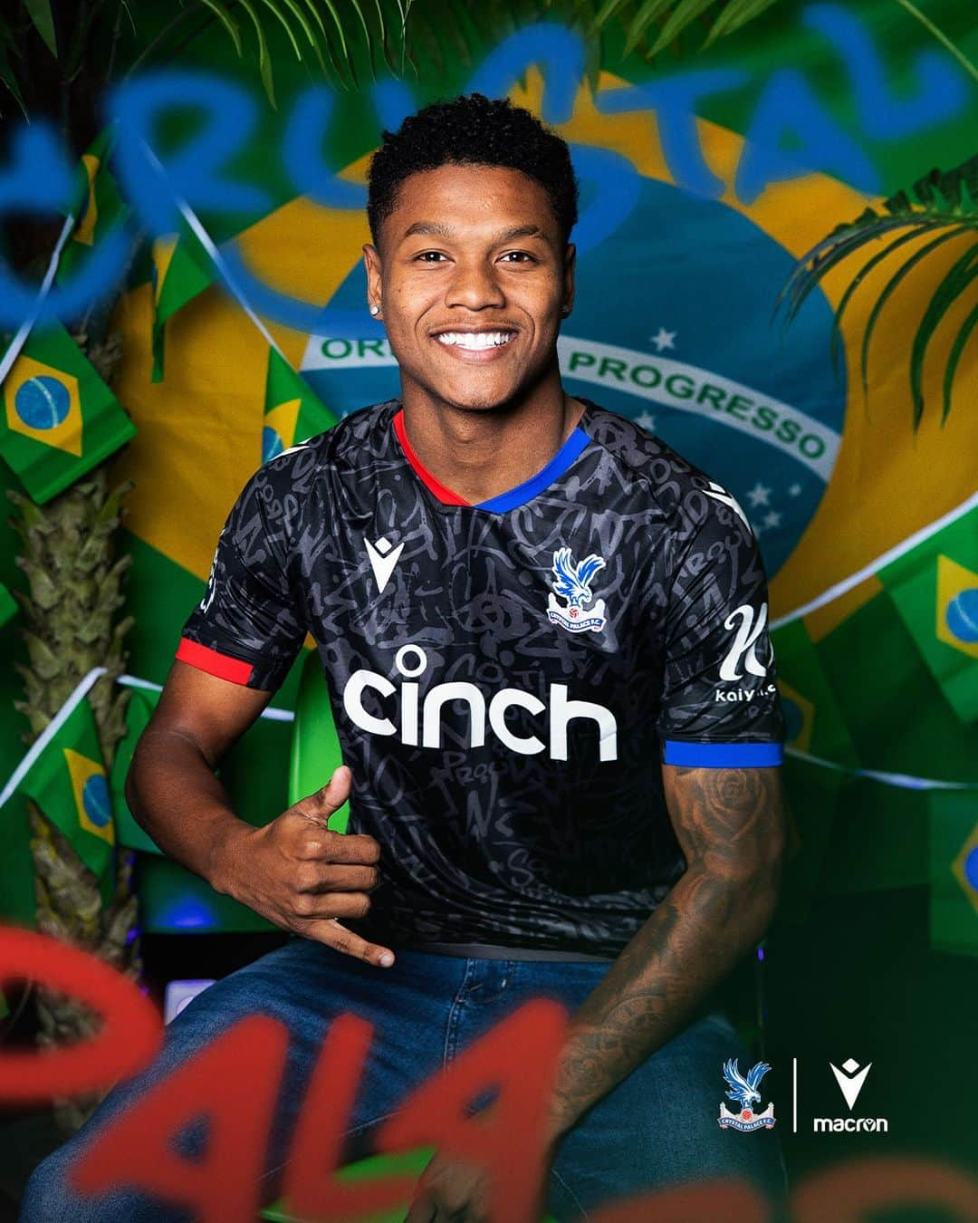 プレミアリーグさんのインスタグラム写真 - (プレミアリーグInstagram)「We are South London and Proud.  Introducing our 23/24 third shirt 🖤  #CrystalPalace #CPFC #PremierLeague」8月7日 17時02分 - premierleague