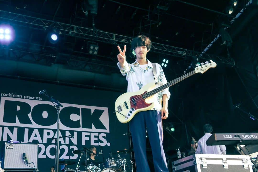 廣瀬臣吾さんのインスタグラム写真 - (廣瀬臣吾Instagram)「8/5 ROCK IN JAPAN 2023 今年もありがとうございました。 夏、素敵です。  @masafuji93」8月7日 17時07分 - shingoliannn