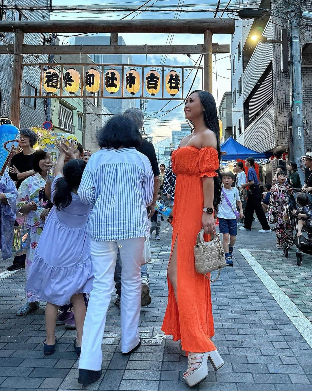 岩上愛美さんのインスタグラム写真 - (岩上愛美Instagram)「✨⛩️住吉神社御祭り⛩️✨  #summerfestival #shrine #sumiyoshishrine #matsuri」8月7日 17時09分 - amiiwakami