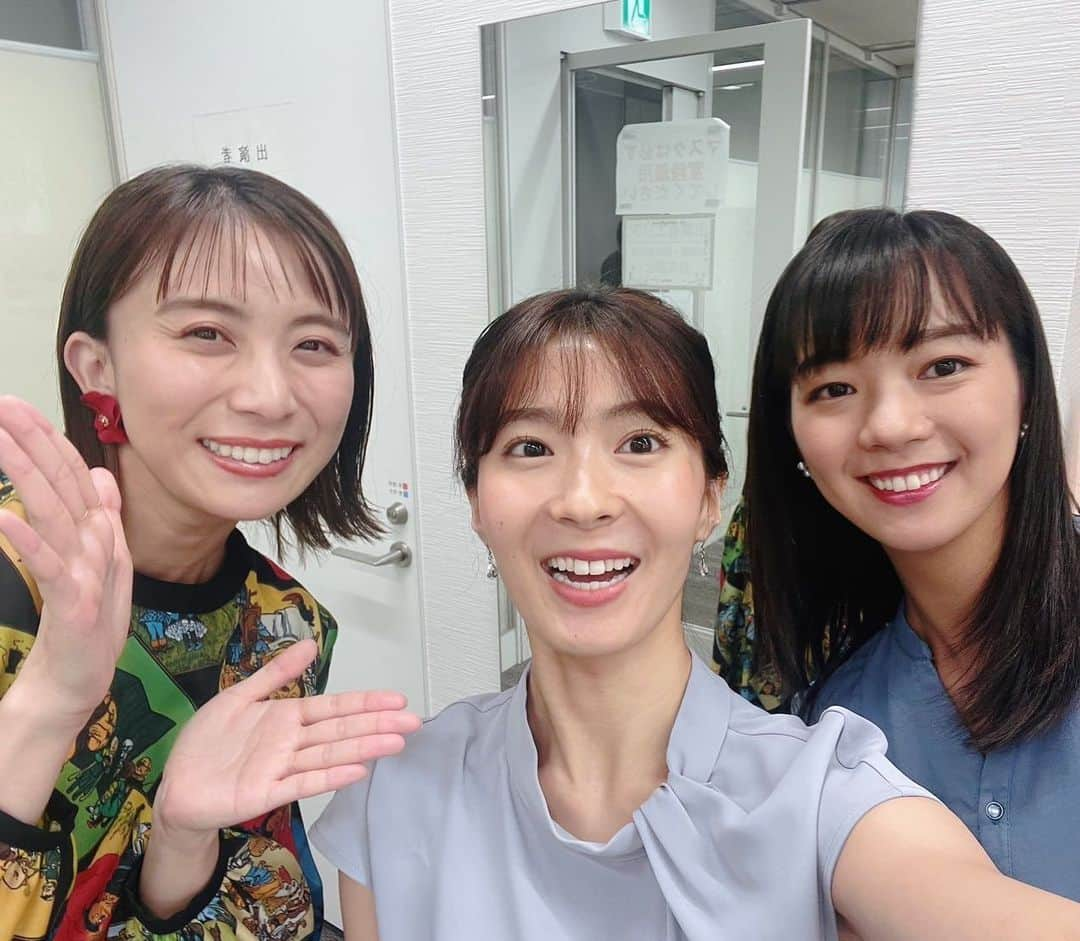 紀真耶さんのインスタグラム写真 - (紀真耶Instagram)「オンエア終わりの一枚✨ 雪乃さんと理咲子ちゃんです！！  ☆ ☆ #ほっとしてる時 #今度はみんなで集合写真 #テレビ朝日 #アナウンサー #山本雪乃 #荒井理咲子 #紀真耶」8月7日 17時16分 - maya0kino