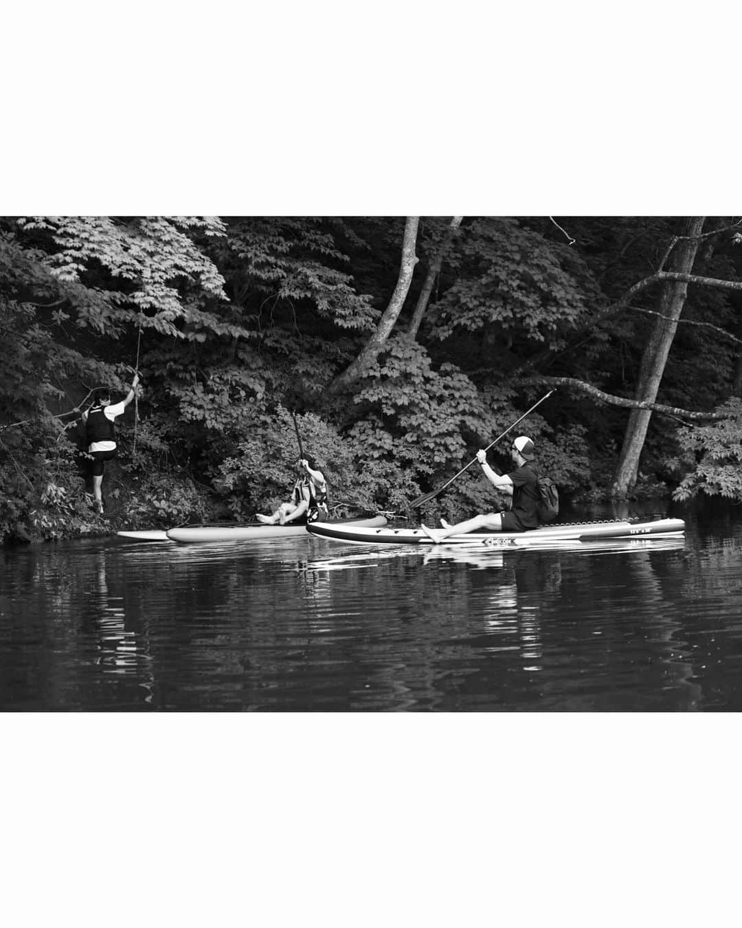 杉本幸祐さんのインスタグラム写真 - (杉本幸祐Instagram)「Sup cruising.  Guide : @forestlogd  Shot : @aikouemura_  @shoendo7   All seasonよろしくお願いします  #sup #サップ」8月7日 18時04分 - _b1ackcoffee_