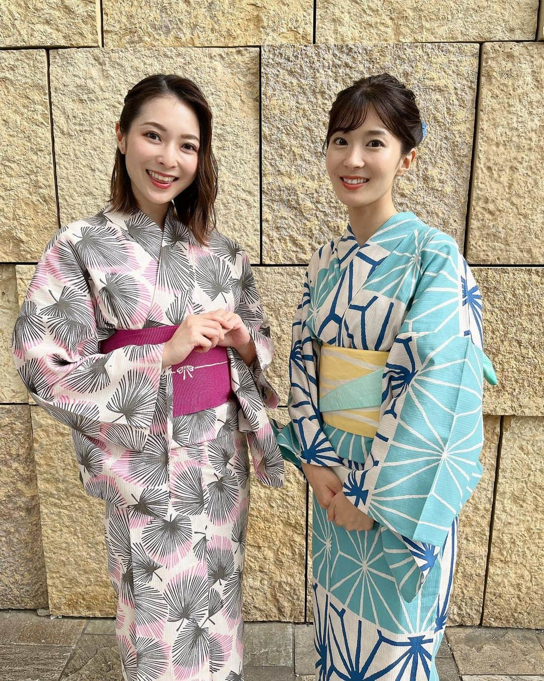 住田紗里さんのインスタグラム写真 - (住田紗里Instagram)「新人の荒井理咲子アナウンサー😍 真っ直ぐで素直で、そして何よりも真面目で、そんな姿に毎日刺激を受けています。  高校の頃勉強していた資格が同じで、最初から勝手に親近感を持ってました笑 仕事以外でも沢山お喋りしています✨ 本当に可愛い後輩を持てて、幸せです😆  この日は浴衣撮影のあと、ランチにも行きました〜 そんな荒井アナがInstagramを始めました！ 是非フォローお願いします☺️ @risako.arai_ex   #荒井理咲子 アナウンサー #新人#新人アナウンサー #可愛い後輩 #グッドモーニング のあと #浴衣#撮影も一緒 でした〜 #テレビ朝日#テレ朝#テレビ朝日アナウンサー#アナウンサー#住田紗里」8月7日 17時58分 - sarisumita_ex