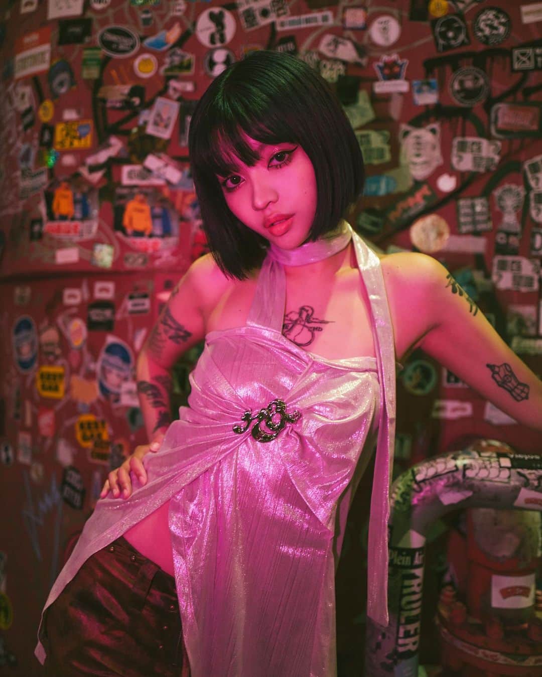 AYUMIのインスタグラム：「black hair is back!🖤 Photo by @mappy2005」