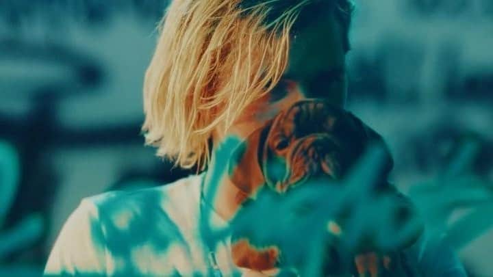 ル・ユースのインスタグラム：「my collab with @lane8music is out now  I Will Leave a Light On feat. @oh_jyll 💡The next single from my upcoming album 𝗔𝗕𝗢𝗨𝗧 𝗨𝗦  stream link in bio」
