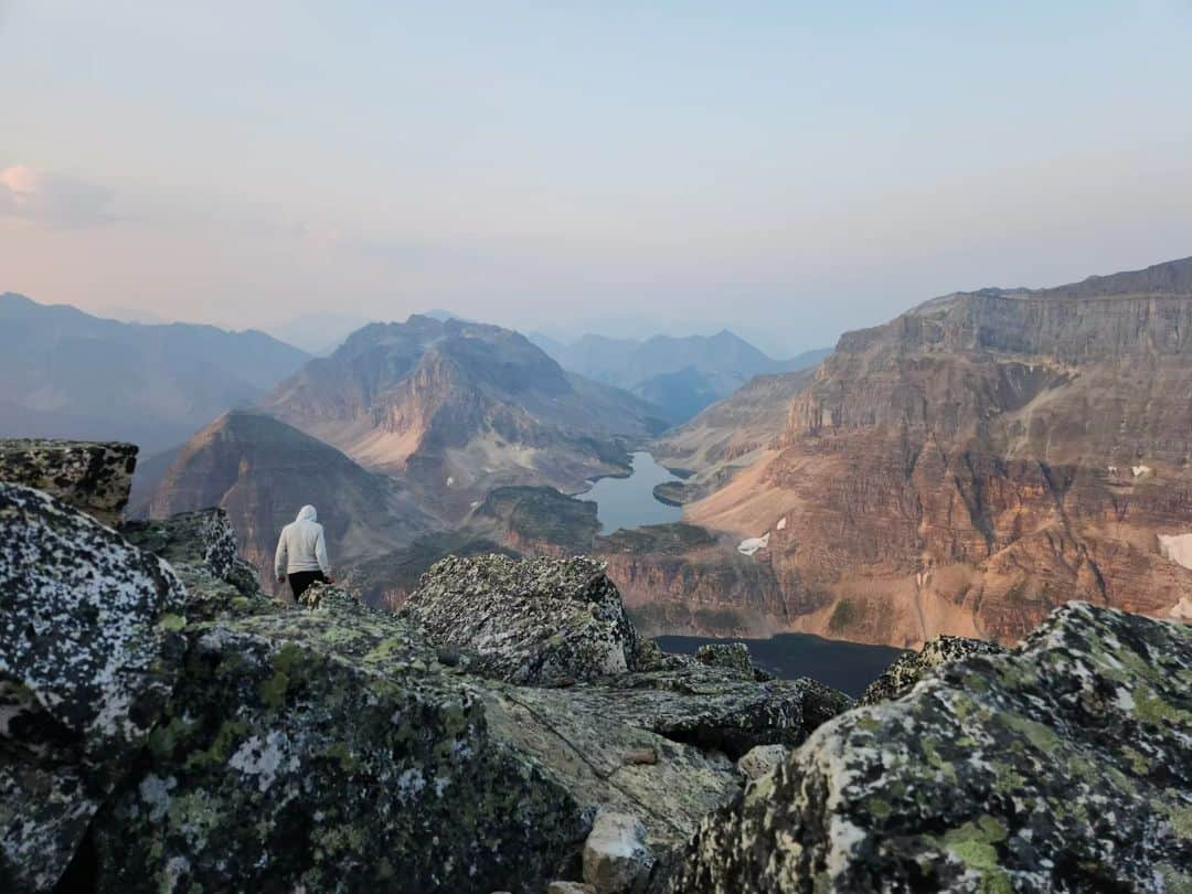 ヘイリー・ベルさんのインスタグラム写真 - (ヘイリー・ベルInstagram)「This weekend was wild! Approximately 38km to watch the sunrise in this amazing place!」8月8日 4時36分 - hayleighbell