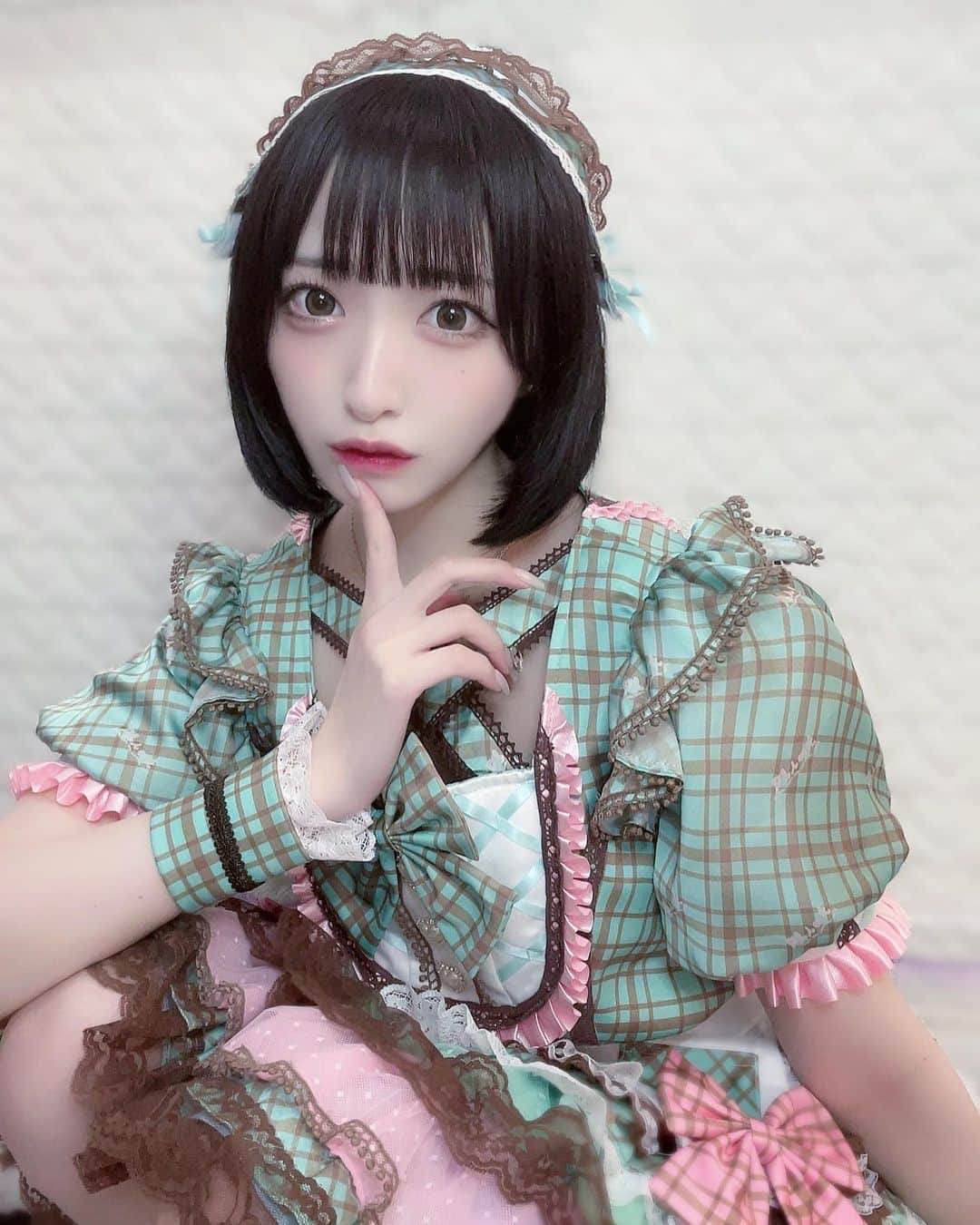 相笠萌のインスタグラム：「みどりめずらしい💚🤎」
