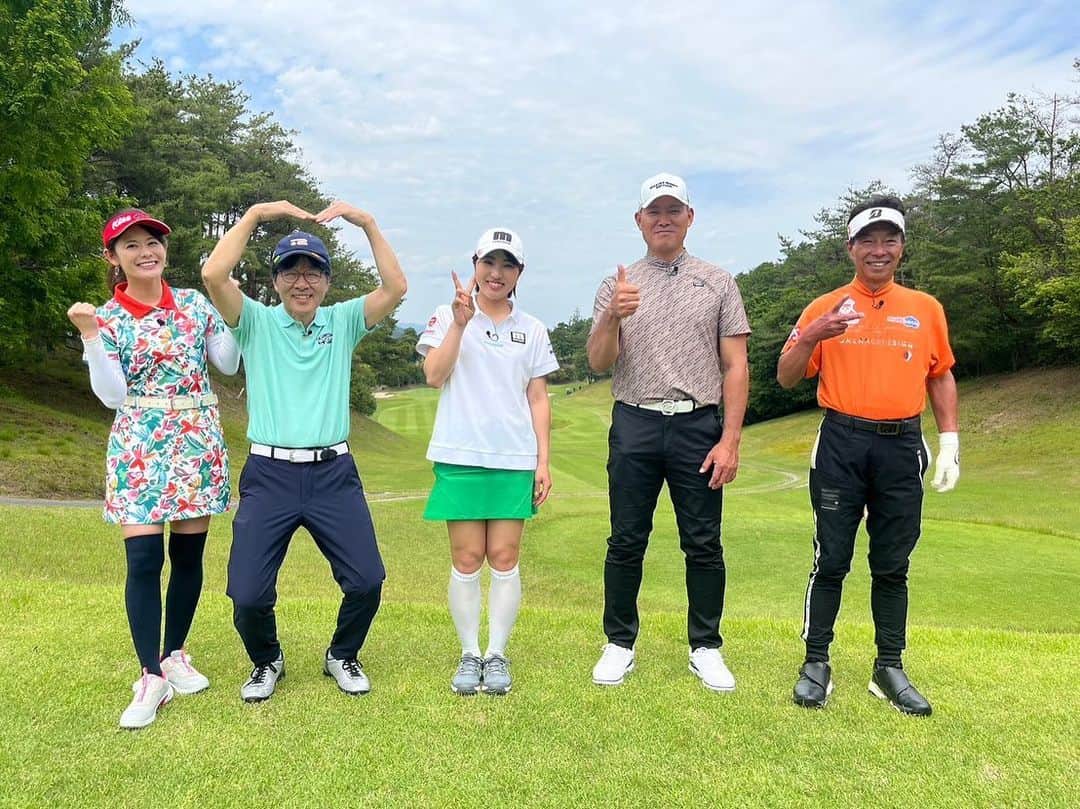 小野祐夢のインスタグラム：「. 原田伸郎のめざせパーゴルフⅢ👏🏻 新宝塚カントリークラブでの収録でした！ 今回は福留孝介さんと一緒に出演させていただきました✨ ショットを見るたびにあんなパワーが欲しいな〜と思いました笑  ぜひご覧ください♪  サンテレビ　毎週火曜23時～　 再放送 毎週土曜11時～  ⁡ 東京MXテレビ　毎週金曜　4:30〜 群馬テレビ　毎週水曜　22:30～ テレビ神奈川　毎週火曜　10:00～ 三重テレビ　毎週木曜　23:20～ とちぎテレビ　毎週木曜 20:30〜 佐賀シティビジョン eo光テレビ あずみ野ケーブルテレビ ⁡」