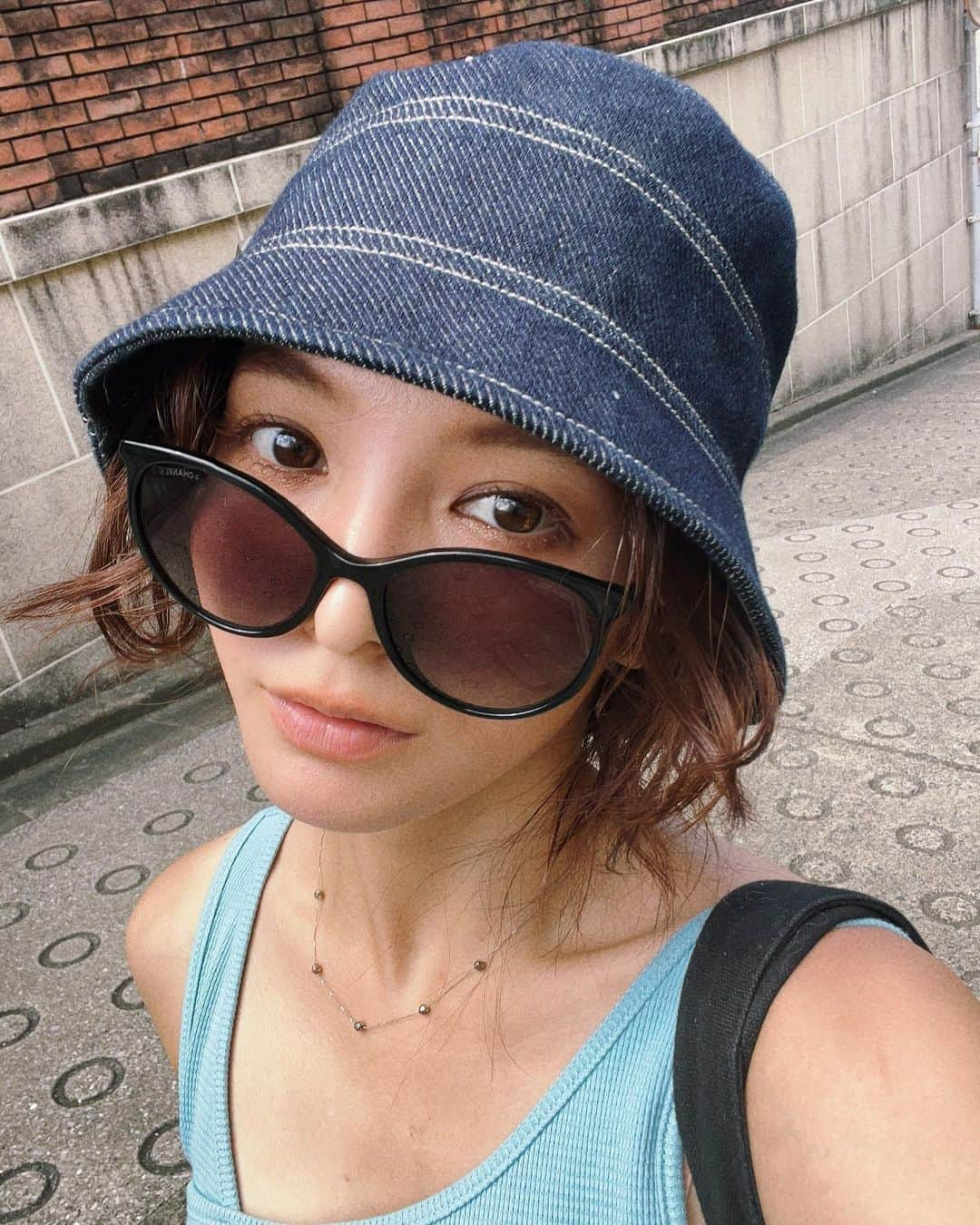 ほのかのインスタグラム：「I got a new hairstyle💇🤍」