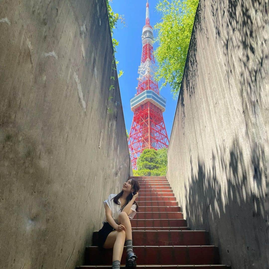 ゆいこ ◡̈♥︎さんのインスタグラム写真 - (ゆいこ ◡̈♥︎Instagram)「🗼♡ ㅤㅤㅤㅤㅤㅤㅤㅤㅤㅤㅤㅤㅤ ひろし君 すごい写真スポットに 連れてってくれました📷 ㅤㅤㅤㅤㅤㅤㅤㅤㅤㅤㅤㅤㅤ ㅤㅤㅤㅤㅤㅤㅤㅤㅤㅤㅤㅤㅤこの日 上下ともに @zara 🩶 ㅤㅤㅤㅤㅤㅤㅤㅤㅤㅤㅤㅤㅤ ㅤㅤㅤㅤㅤㅤㅤㅤㅤㅤㅤㅤㅤ #東京タワー」8月7日 20時44分 - yuiko__h