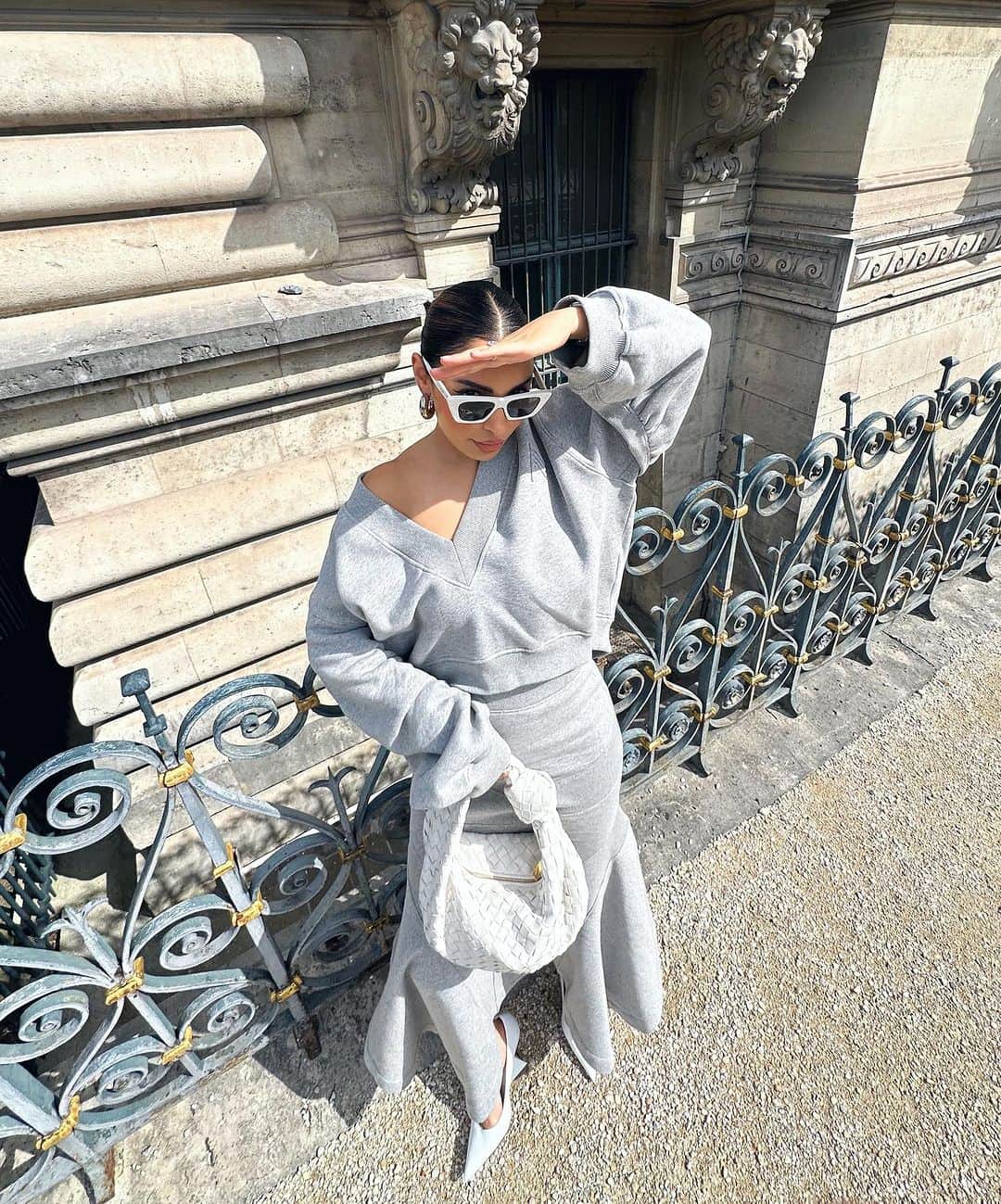 sananasのインスタグラム：「Parce que j’aime beaucoup trop ce look ☑️」