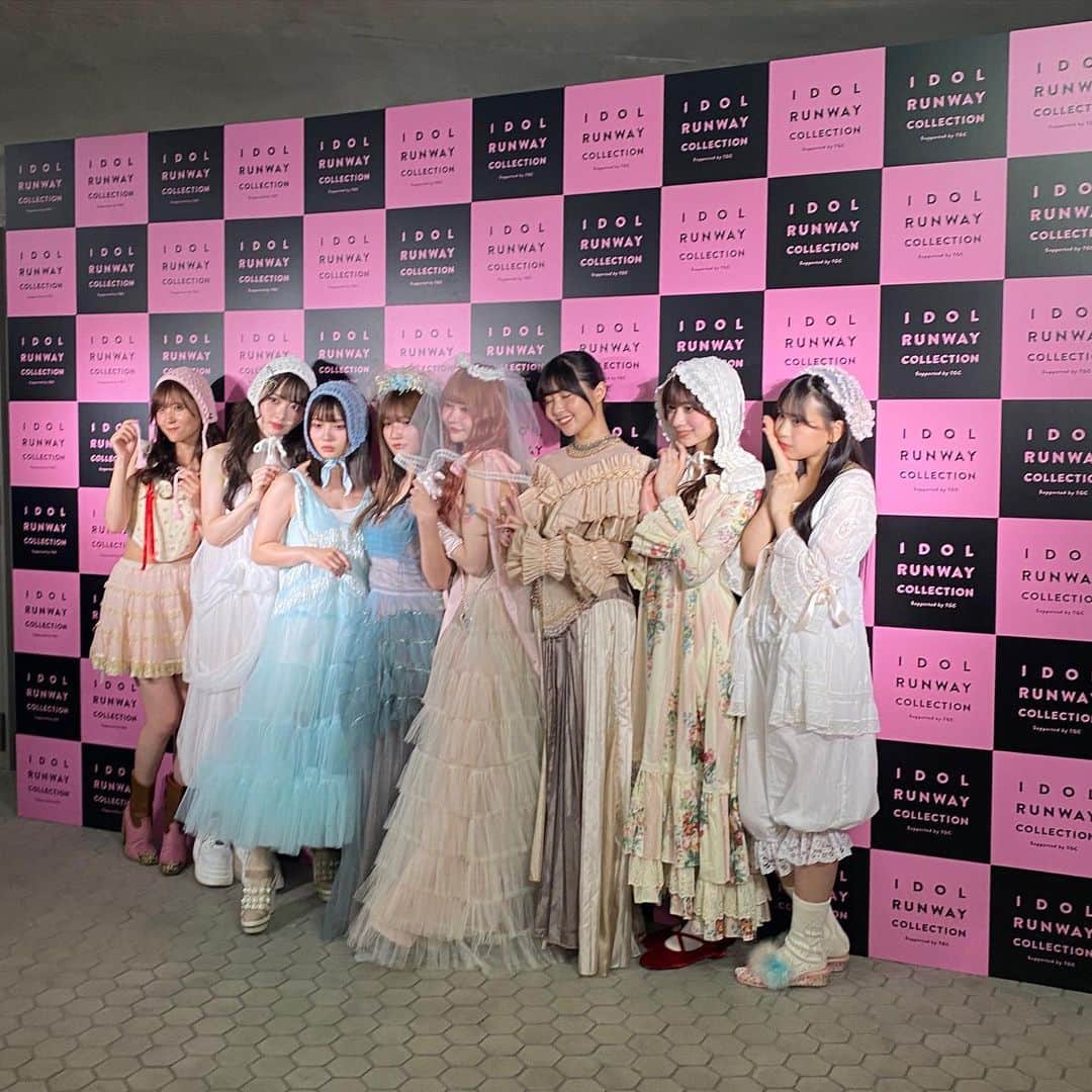 小藪奈央のインスタグラム：「. Styled for @idolrunwaycolle @larmemagazine   Everyone was kawaii 🧸🫶  Thank you @harunaka」