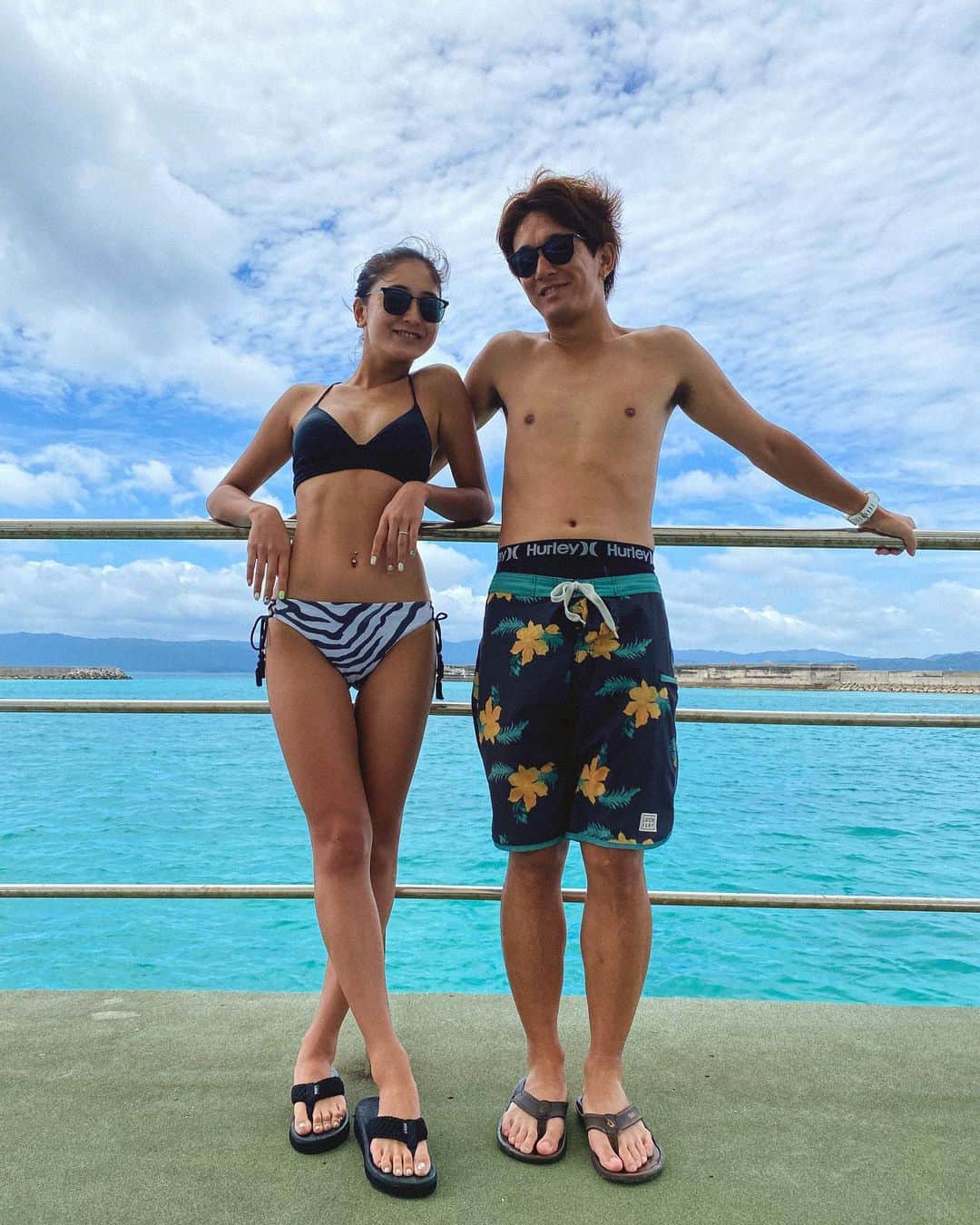 池田美優（みちょぱ）のインスタグラム：「． ハワイ行ってたからすっかり忘れてたけど もう8月なのね🌴🌺 早く海行かないと夏終わっちゃうよ〜」