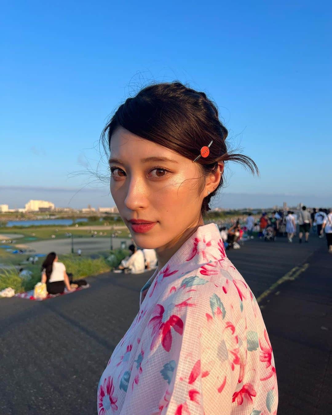 小山莉奈さんのインスタグラム写真 - (小山莉奈Instagram)「夏🎆♡ . #浴衣 #夏 #여름 #여름휴가 #일본」8月7日 21時31分 - koyama_rina