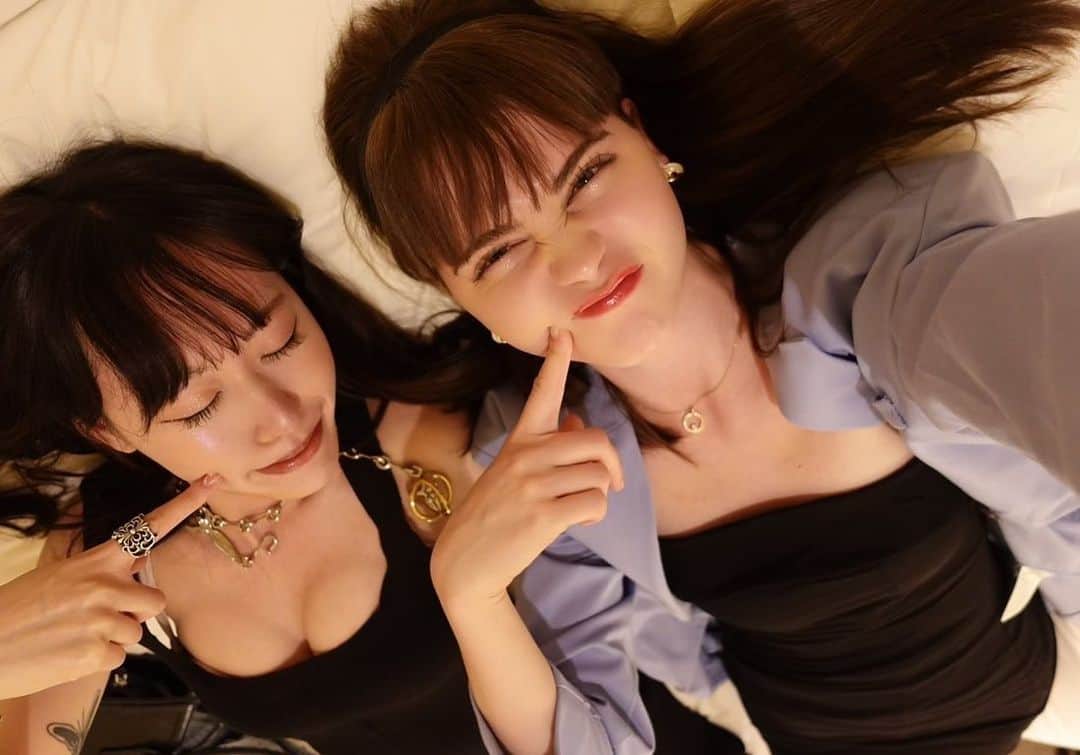 渡辺イリーナさんのインスタグラム写真 - (渡辺イリーナInstagram)「girls' night 💗」8月7日 21時51分 - watanabe_iryna_