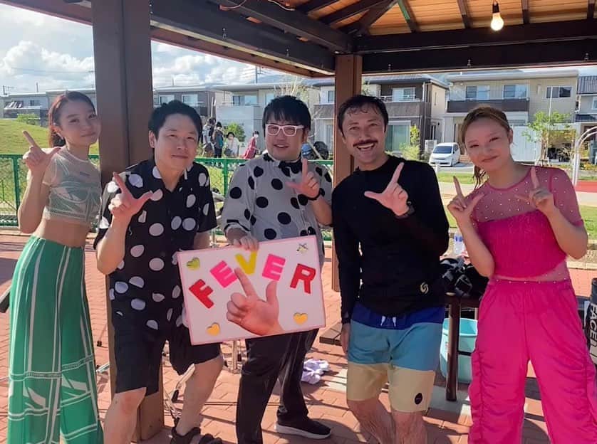 小池杏奈のインスタグラム：「ひょうたんフェス！  ①スベリー・マーキュリーさん ぼよんぼよんさん  ②THEすいっぴーズのみなさん  超暑かったけど子供達に癒された🥹 ウォーターディスコステージも屋台もめちゃくちゃ楽しかった！💧  #ひょうたんフェス　#足柄 #大井町 #中央公園」