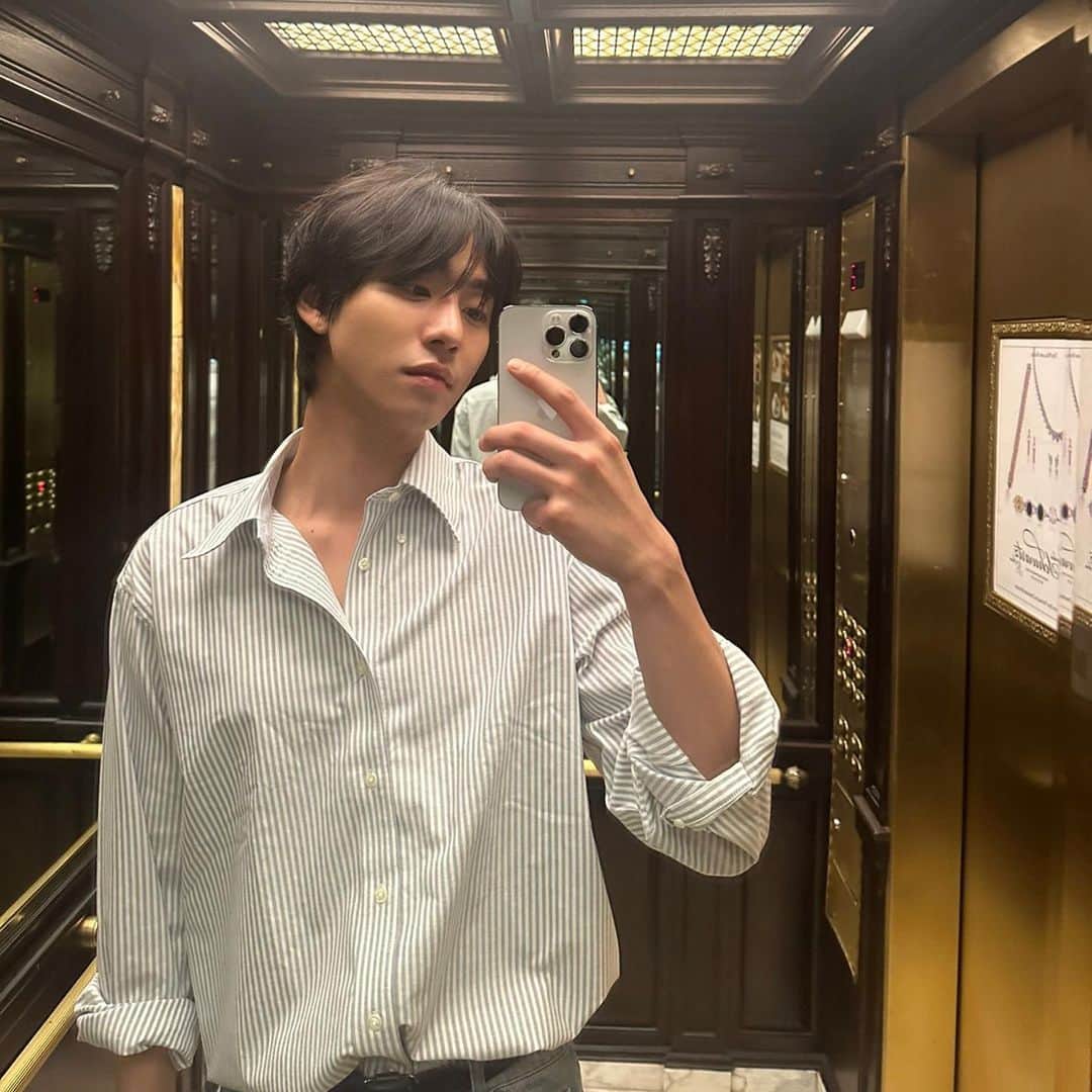 アン・ヒョソプのインスタグラム：「from across the world 😊」