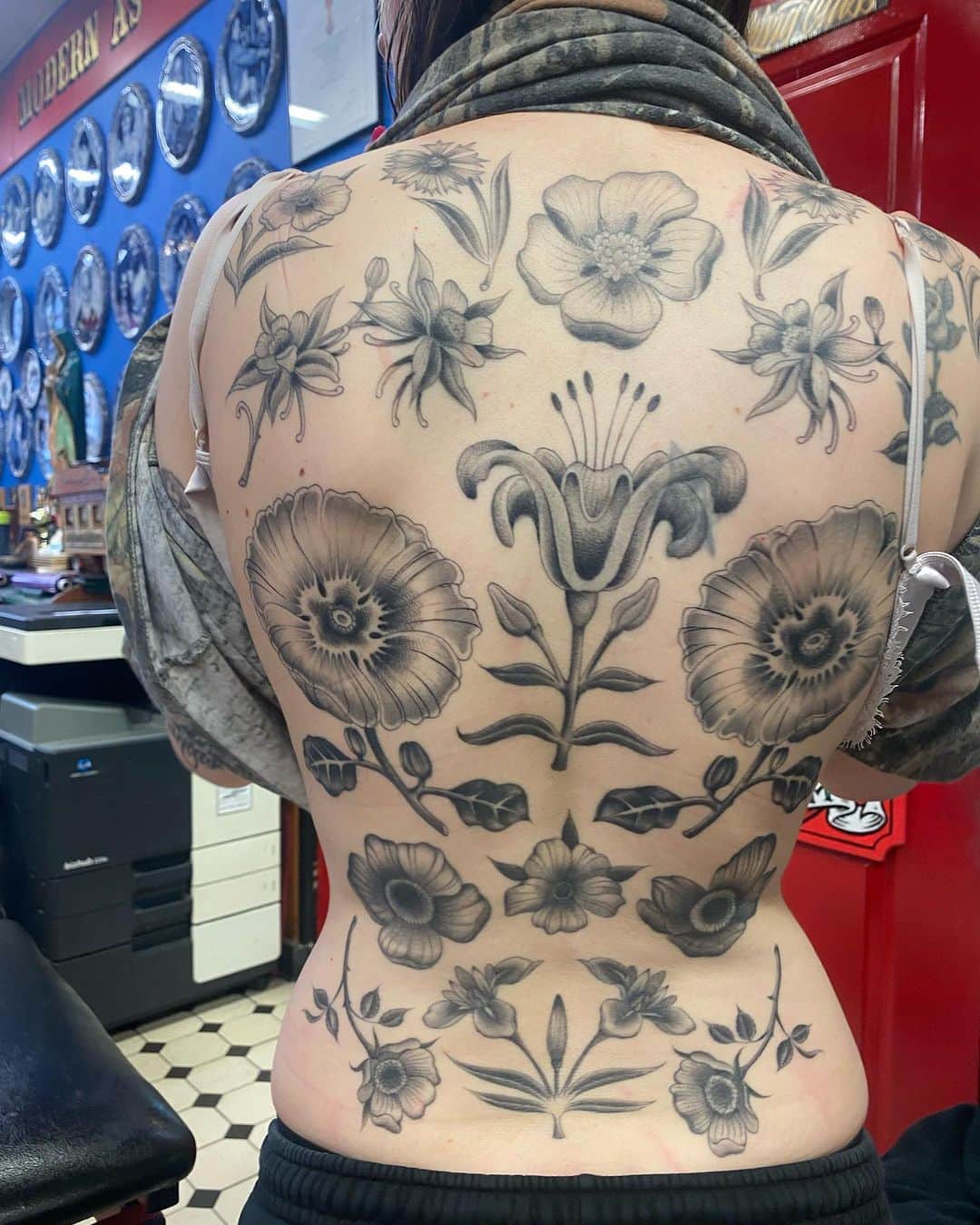アムステルダム・タトゥー・ミュージアムのインスタグラム：「By morrison i think its a more than fantastic tattoo#morriso#morrisonschiffmacher#schiffmacherenveldhoentattooingamsterdam」