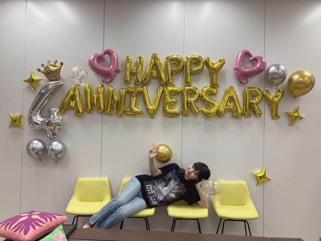 島倉りかのインスタグラム：「 ︎︎ メジャーデビュー4周年✨ ありがとうありがとう！  #BEYOOOOONDS #島倉りか」