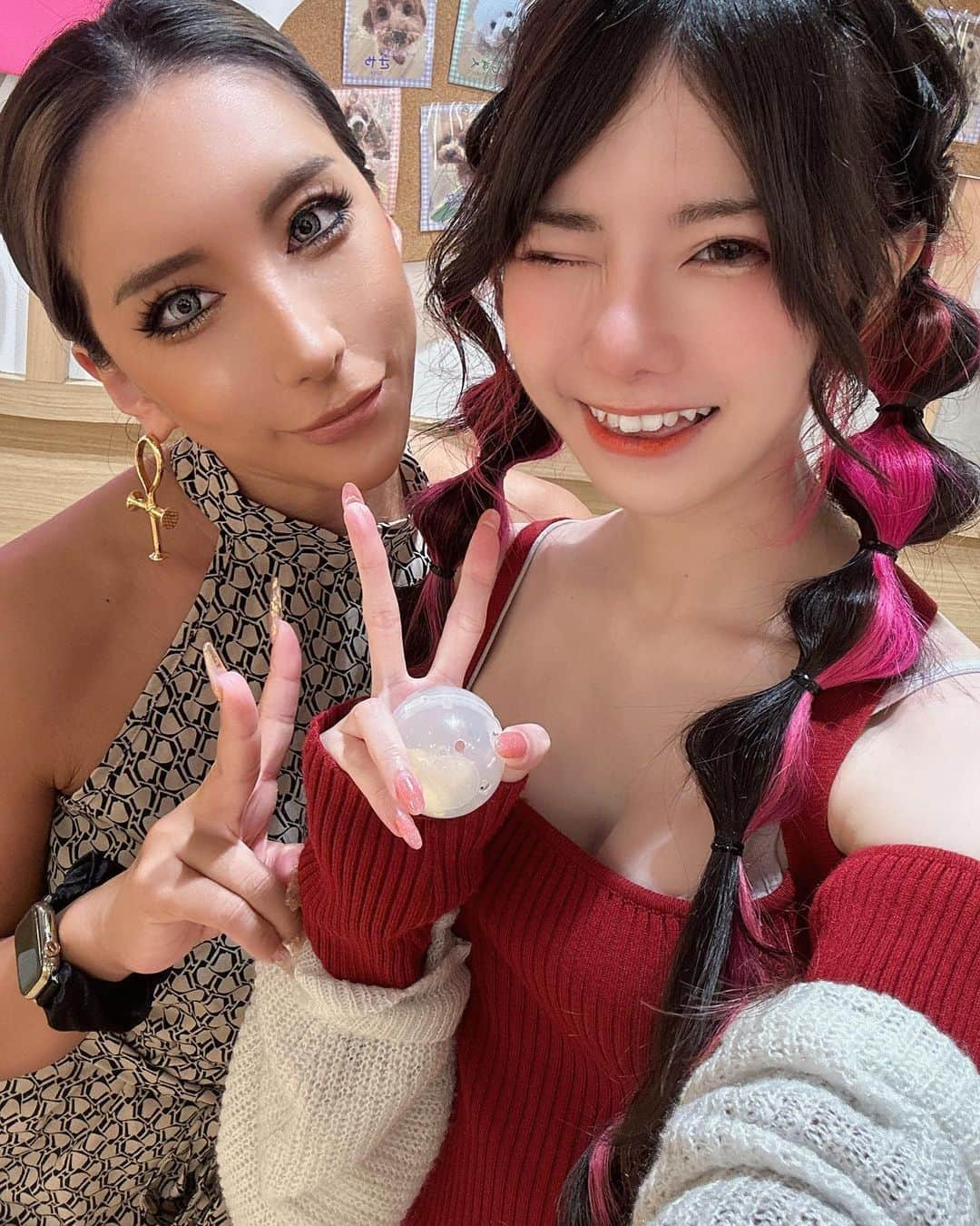 nonさんのインスタグラム写真 - (nonInstagram)「My sUper Stong & Beautiful Sister @non_nonsummerjack From Japan ! i love her 🥰🥰🥰 come visit us at cosholic and comiket!  You wont be disappointed 😎   日本から来た超強くて美しいお姉さん!大好きです  コスホリックとコミケに遊びに来てください!きっとがっかりすることはありませんよ😎」8月7日 22時29分 - non_nonsummerjack