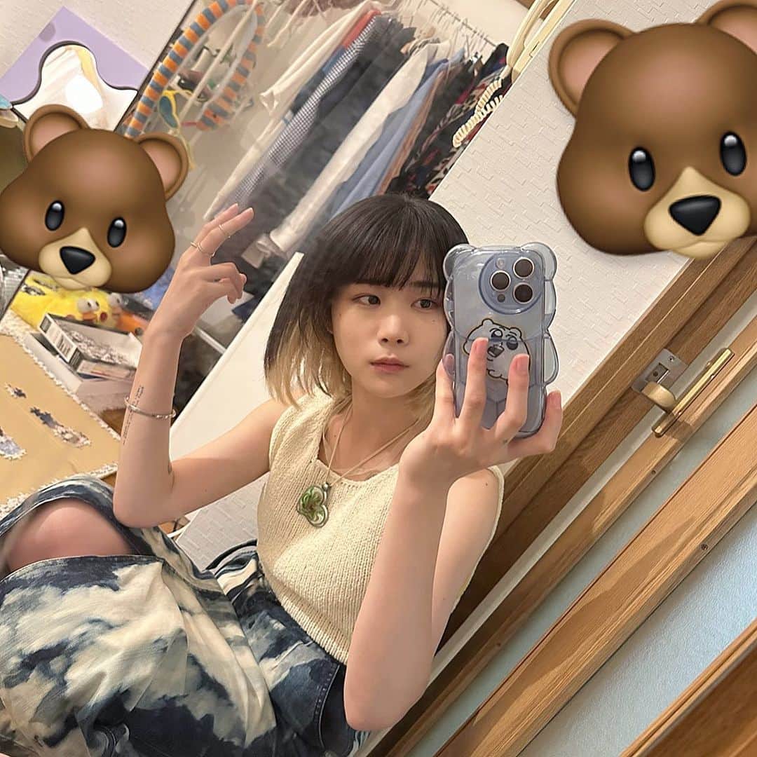 根本朱里のインスタグラム：「痩せるとすぐ食べたくなる病気」
