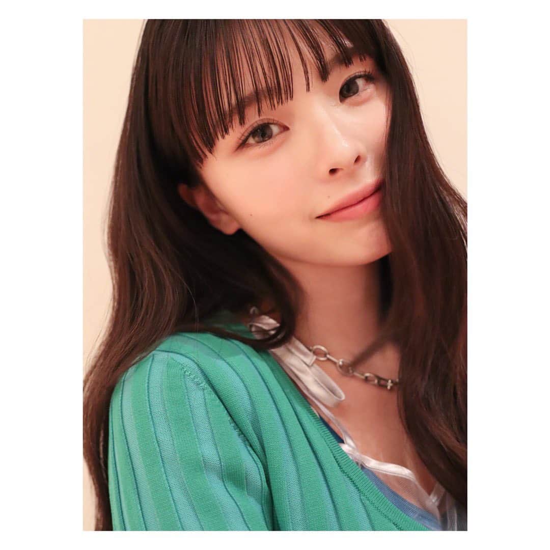 川口ゆりなさんのインスタグラム写真 - (川口ゆりなInstagram)「． ． #GalaxyZFlip4 webCMのときの オフショを🪐🤍 ． @dreamoon_hm  むちゃんメイクむちゃんカメラです🌙 ． ．」8月7日 22時41分 - kawaguchi_yurina_official