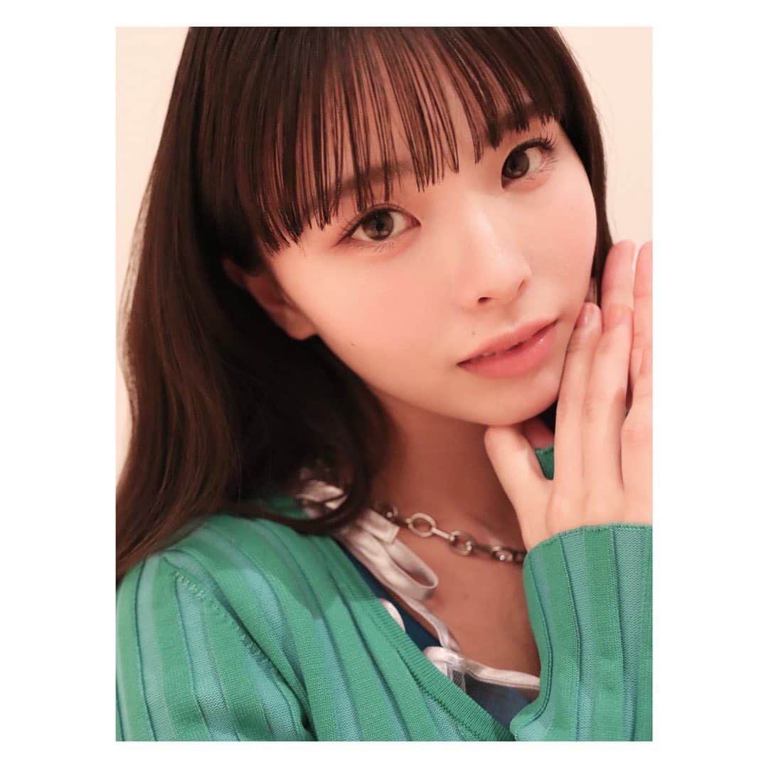 川口ゆりなさんのインスタグラム写真 - (川口ゆりなInstagram)「． ． #GalaxyZFlip4 webCMのときの オフショを🪐🤍 ． @dreamoon_hm  むちゃんメイクむちゃんカメラです🌙 ． ．」8月7日 22時41分 - kawaguchi_yurina_official