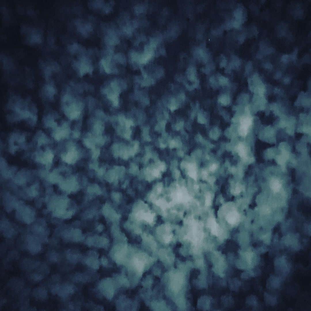 北原徹さんのインスタグラム写真 - (北原徹Instagram)「夜の空 立秋 鱗雲」8月7日 22時42分 - torukitahara
