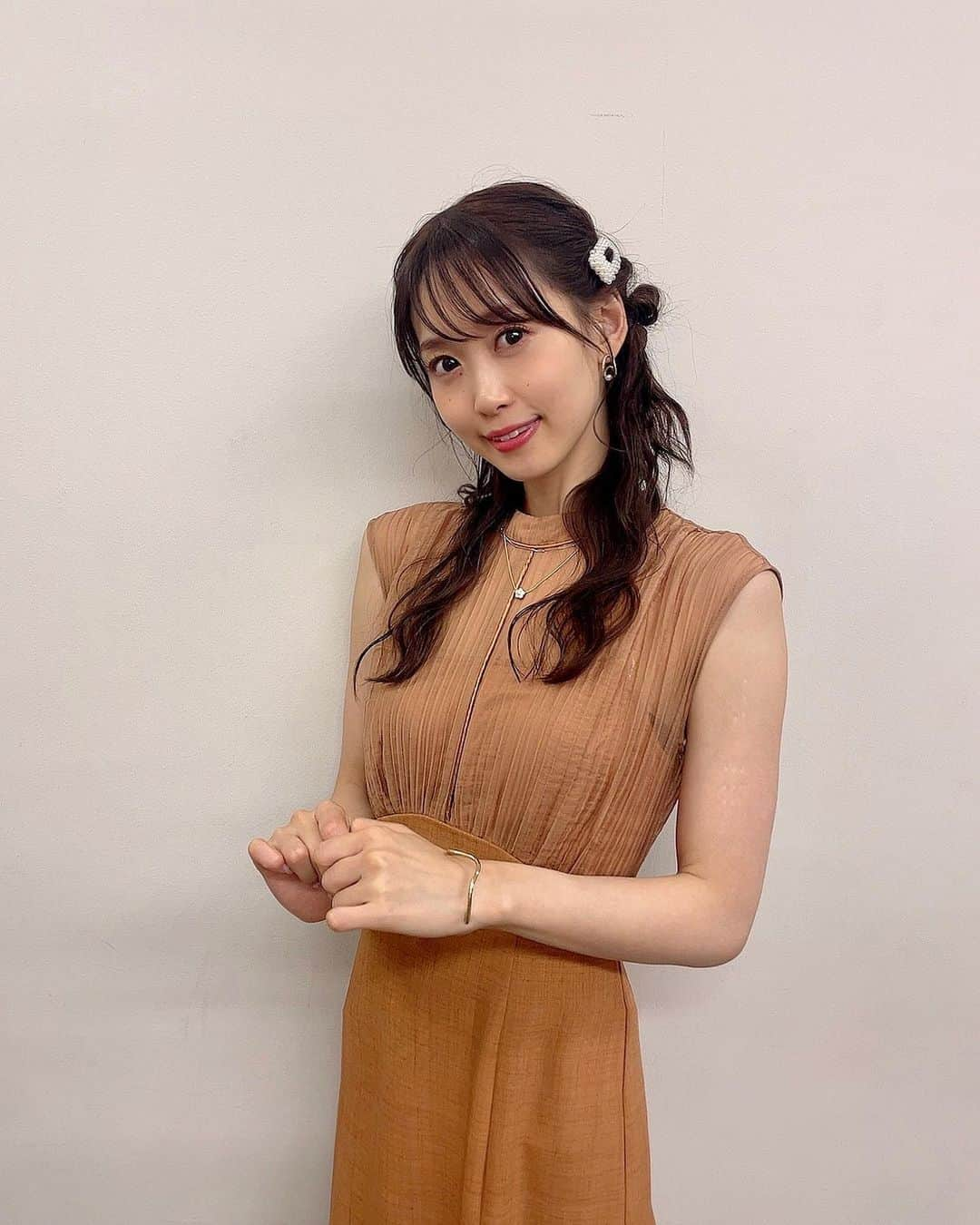 芹澤優のインスタグラム：「🧡  カレンちゃん意識のオレンジでした〜  ヘブバン1.5thフェス ありがとうございました！！  みんなとたくさんお写真とれたっ  とりあえずまだSS確定ガチャ以外のガチャでSS来てくれなくて、本当に私なんかしたかなヘブバンくん🥺？？ってくらいガチャ運最悪だけど、未来のために徳を積むしかないな、、、  #ヘブバン　 #これからも長く愛されますように」