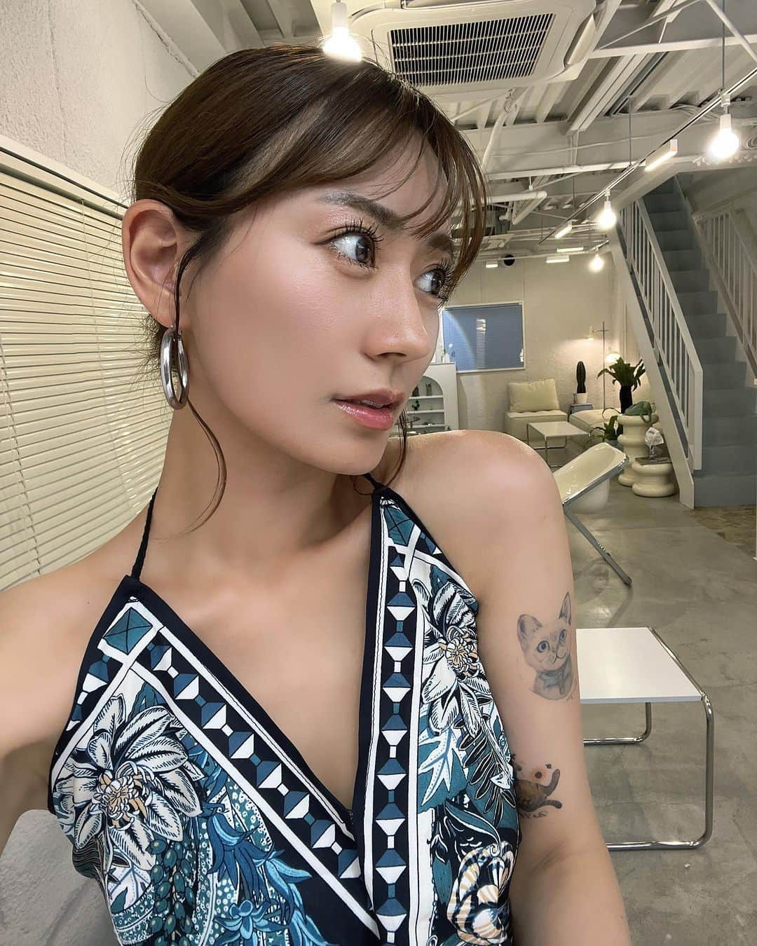 照井和希さんのインスタグラム写真 - (照井和希Instagram)「今日の夏服🇰🇷  #鶴橋 #鶴橋カフェ #コリアタウン  #大阪カフェ #ootd #shein購入品 #韓国カフェ #鶴橋グルメ」8月7日 23時10分 - kazu24ki