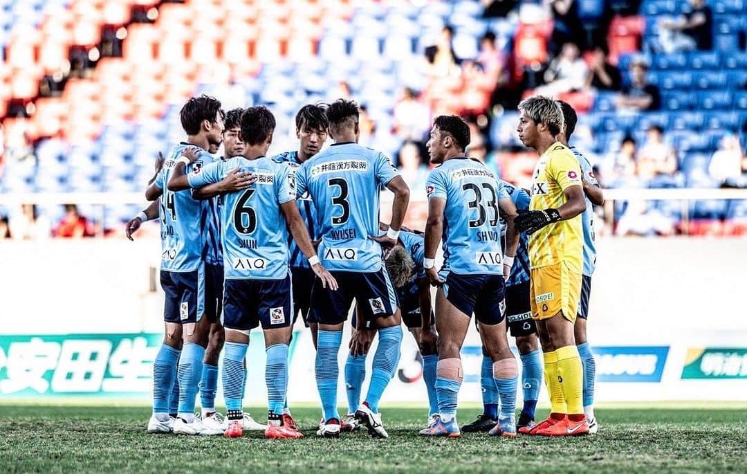 永井建成のインスタグラム：「【J3第22節】 vs YSCC横浜 2-2引き分け 昨日も熱い応援ありがとうございました。 悔しい2失点。 チームを勝たせれなかった 2失点目は自分の判断ミスでした。 このミスを次に繋げれるように切り替えて次節のFC琉球戦に向けていい準備をして行きます。 引き続き応援よろしくお願いします。 ・ ・ @fcosaka_official  ・ ・ #j3 #j3リーグ #fc大阪 #yscc横浜 #引き分け #次は勝つ」